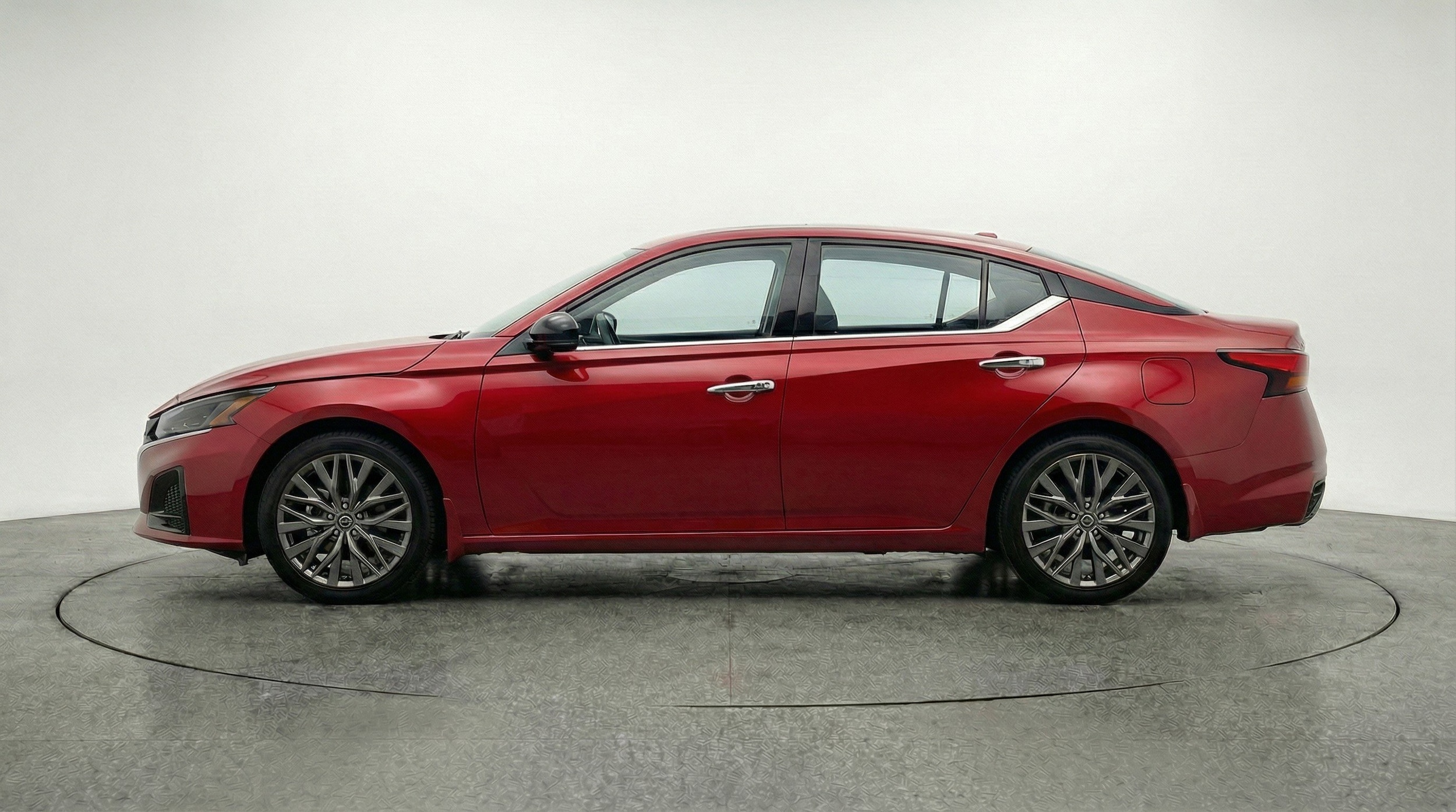 Thumbnail: 2025 Nissan Altima - 5