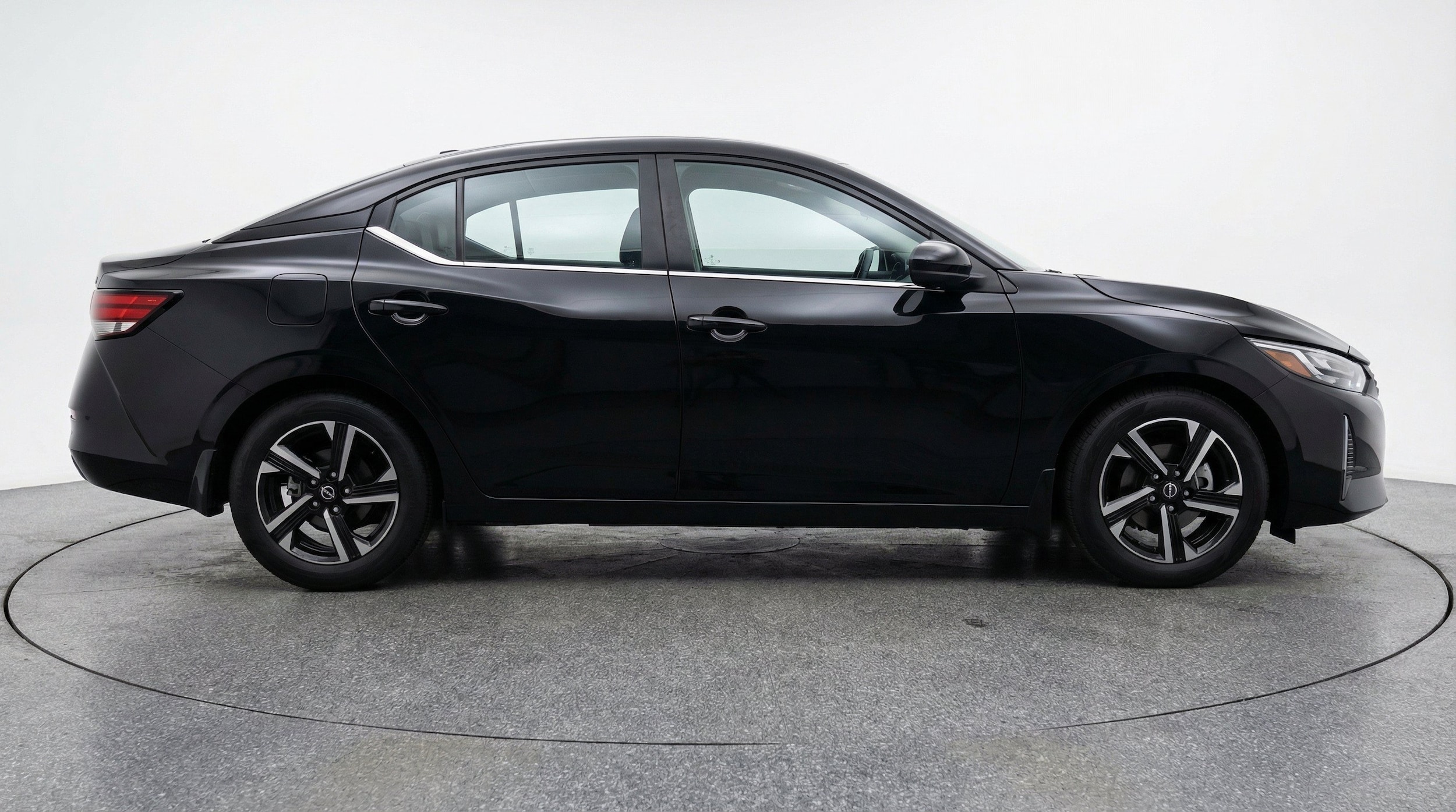 Thumbnail: 2025 Nissan Sentra - 11