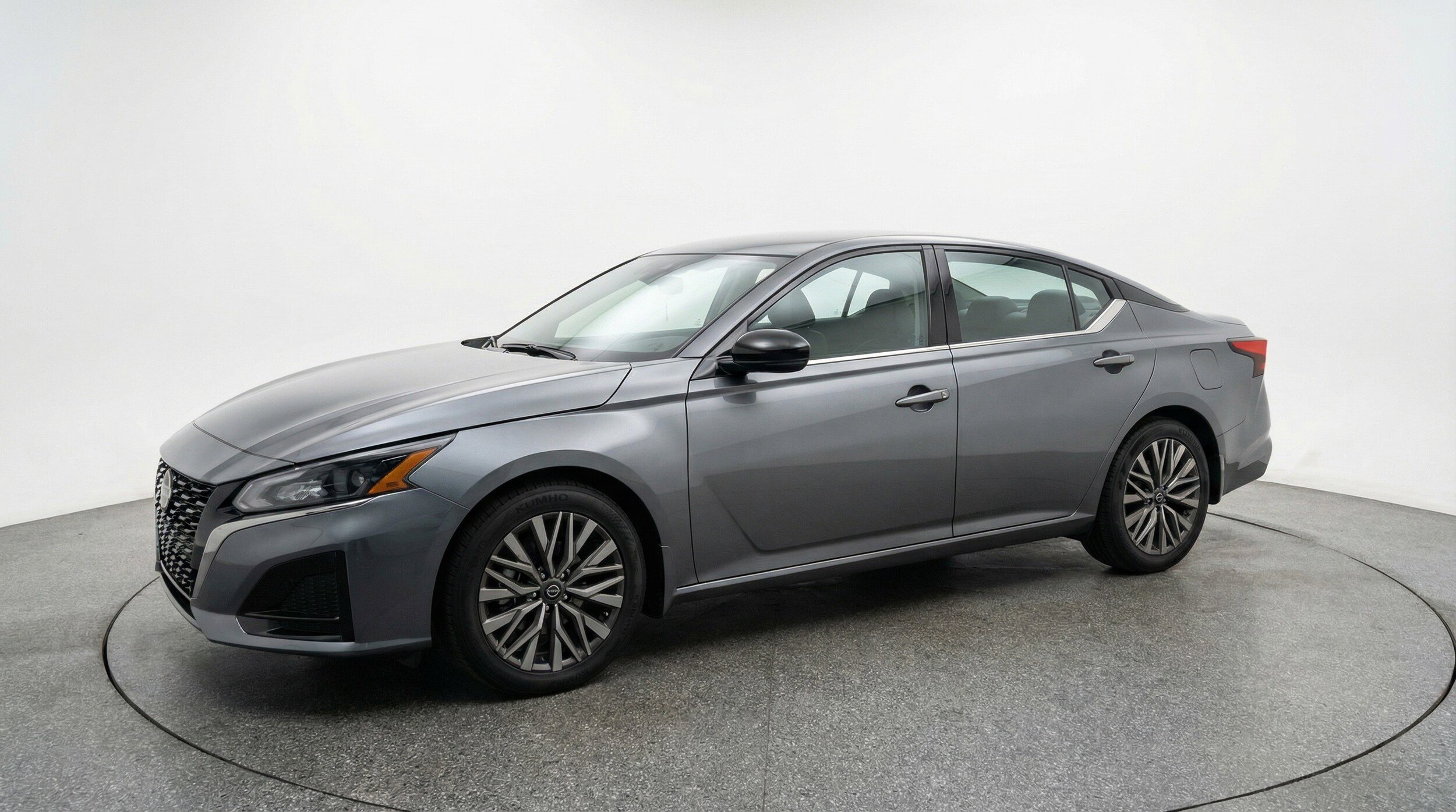 Thumbnail: 2025 Nissan Altima - 3