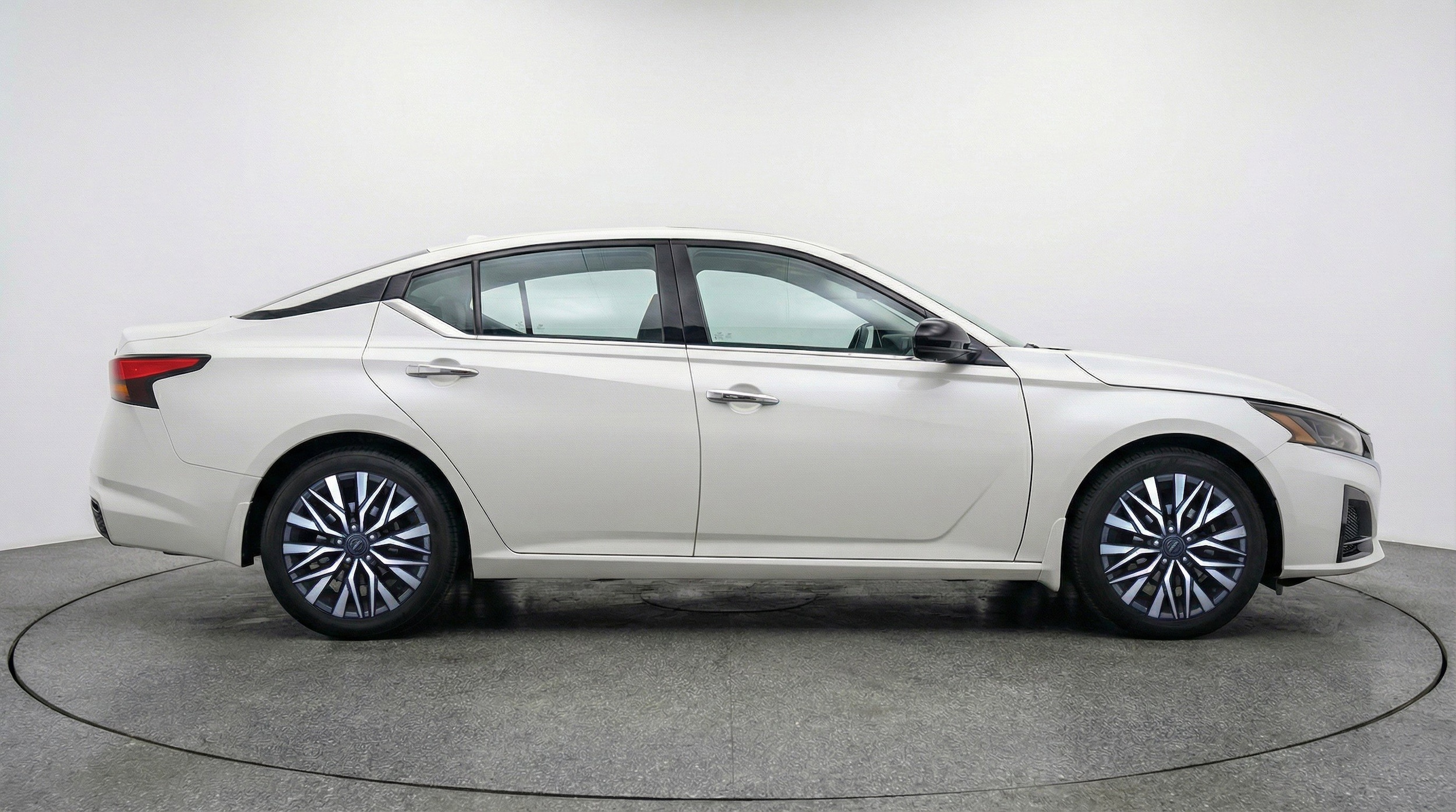 Thumbnail: 2025 Nissan Altima - 11