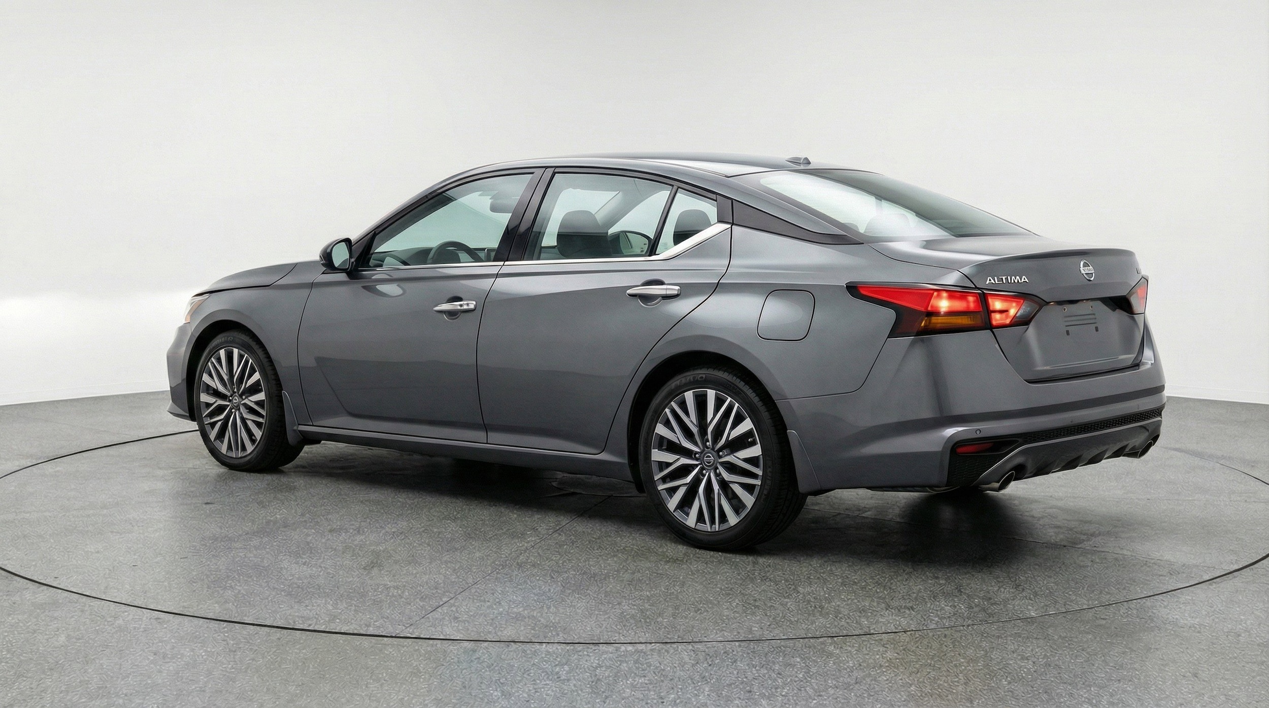 Thumbnail: 2025 Nissan Altima - 6