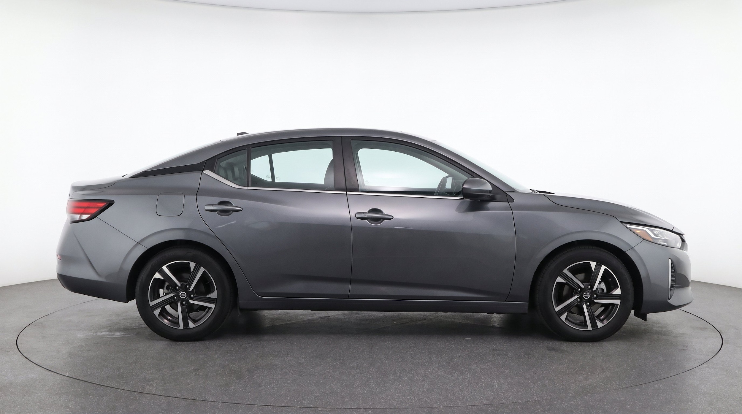 Thumbnail: 2025 Nissan Sentra - 10