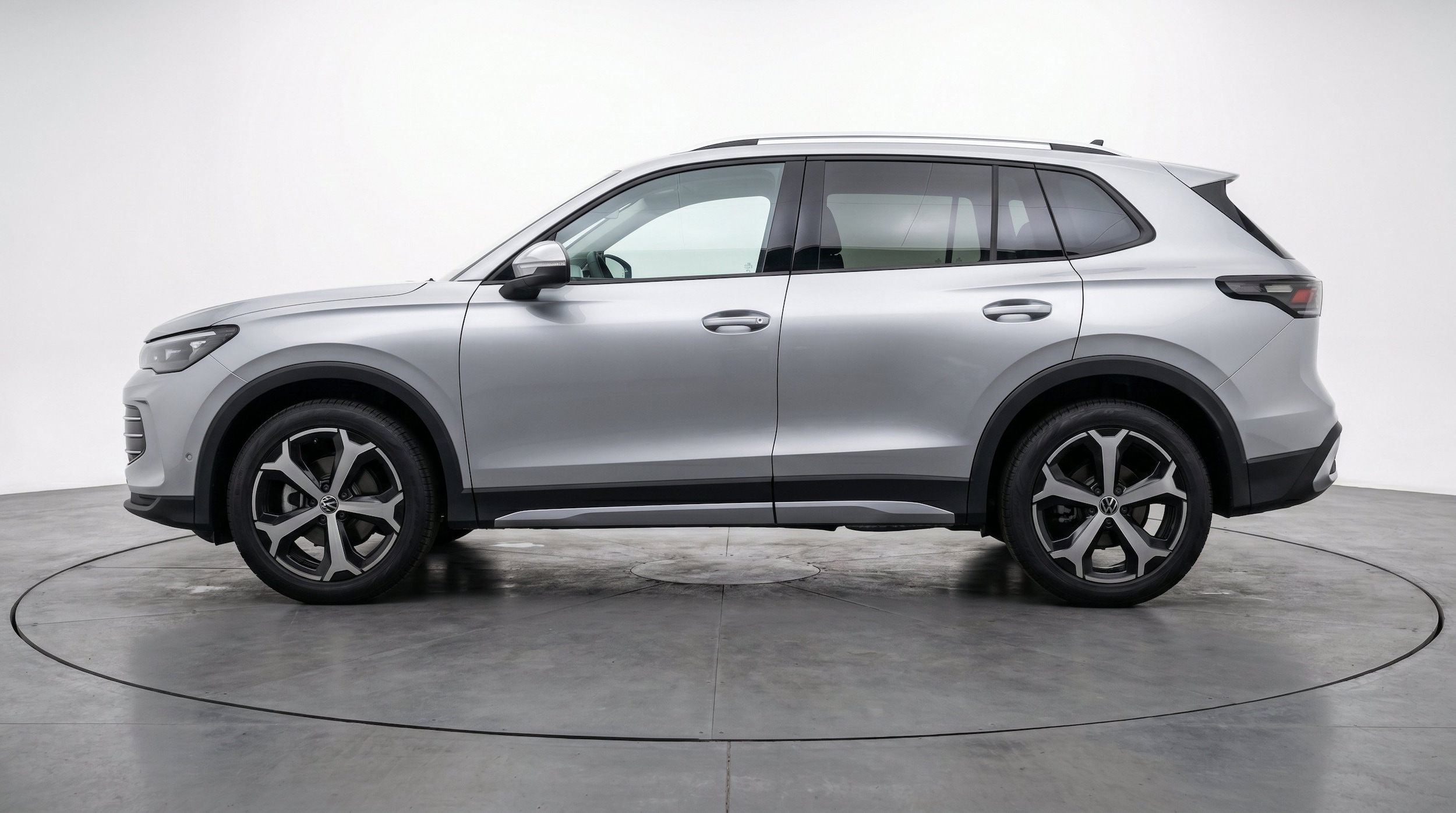 Thumbnail: 2026 Volkswagen Tiguan - 5