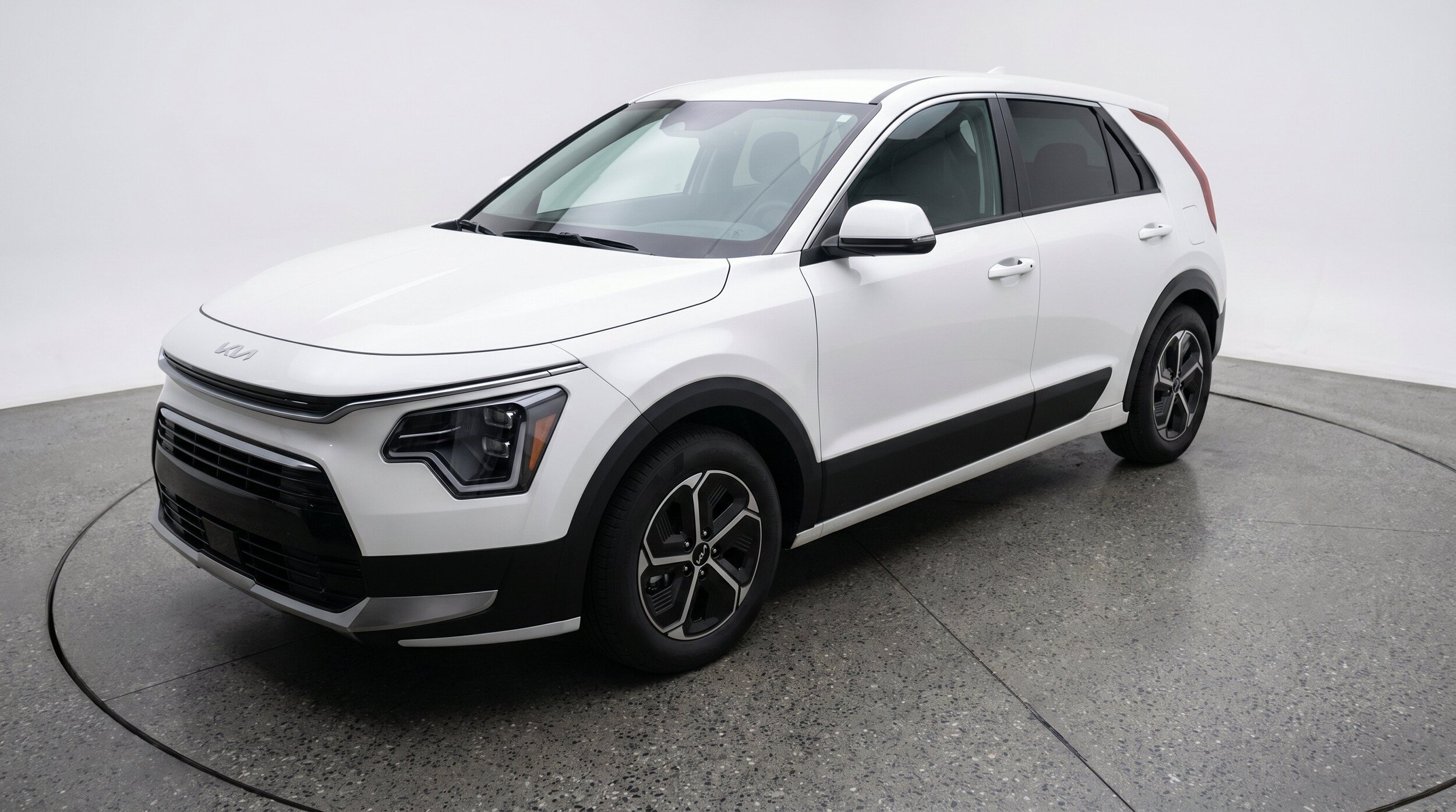 Thumbnail: 2026 Kia Niro - 3