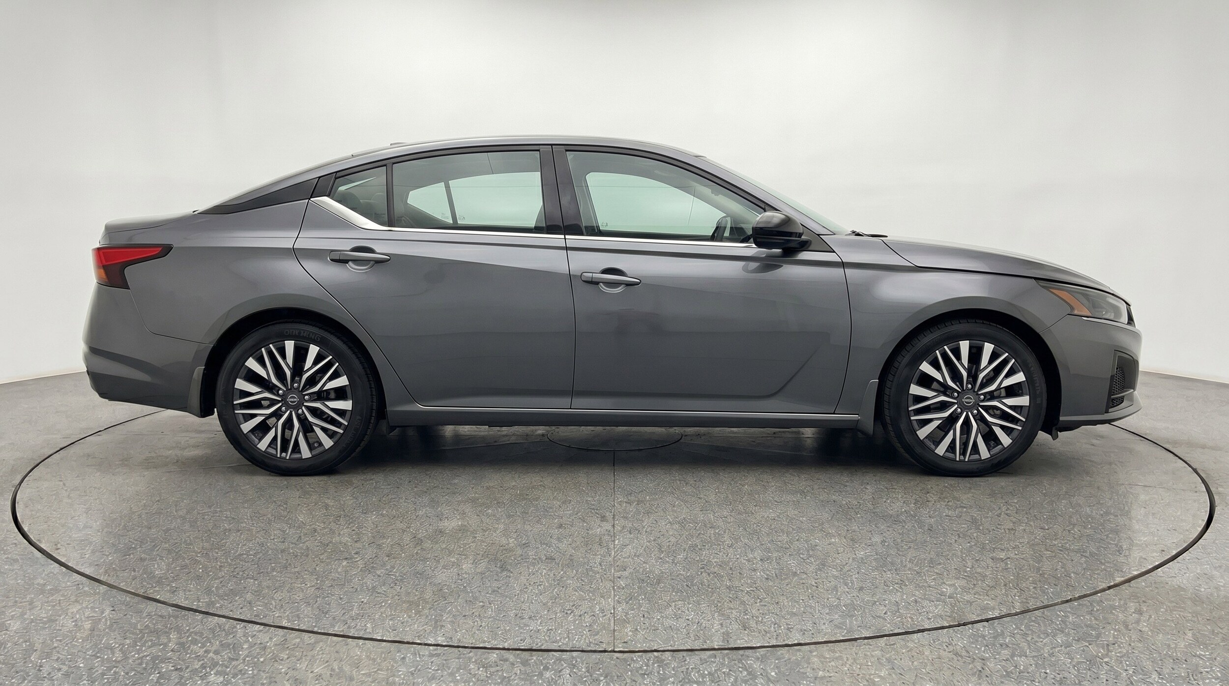 Thumbnail: 2025 Nissan Altima - 11