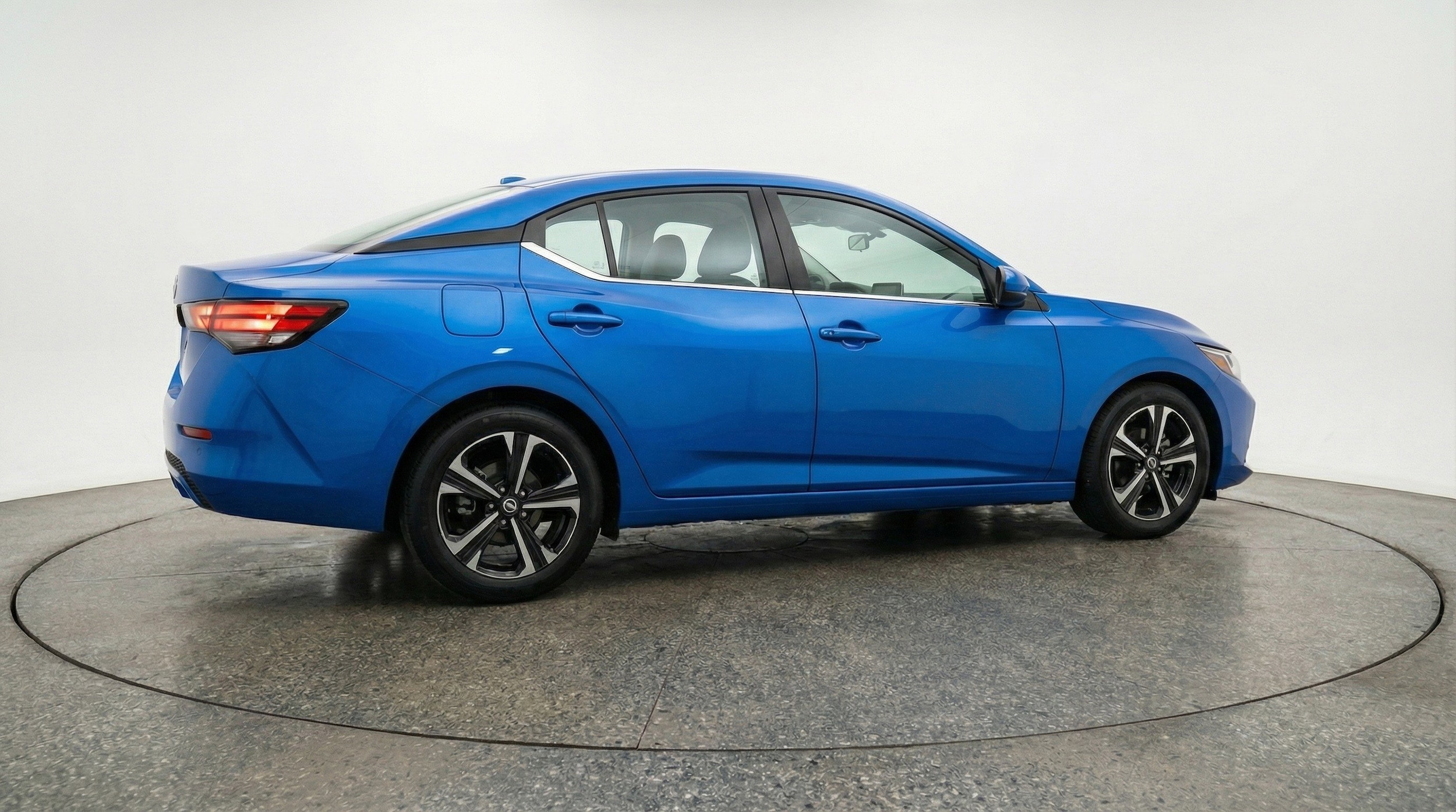 Thumbnail: 2025 Nissan Sentra - 9