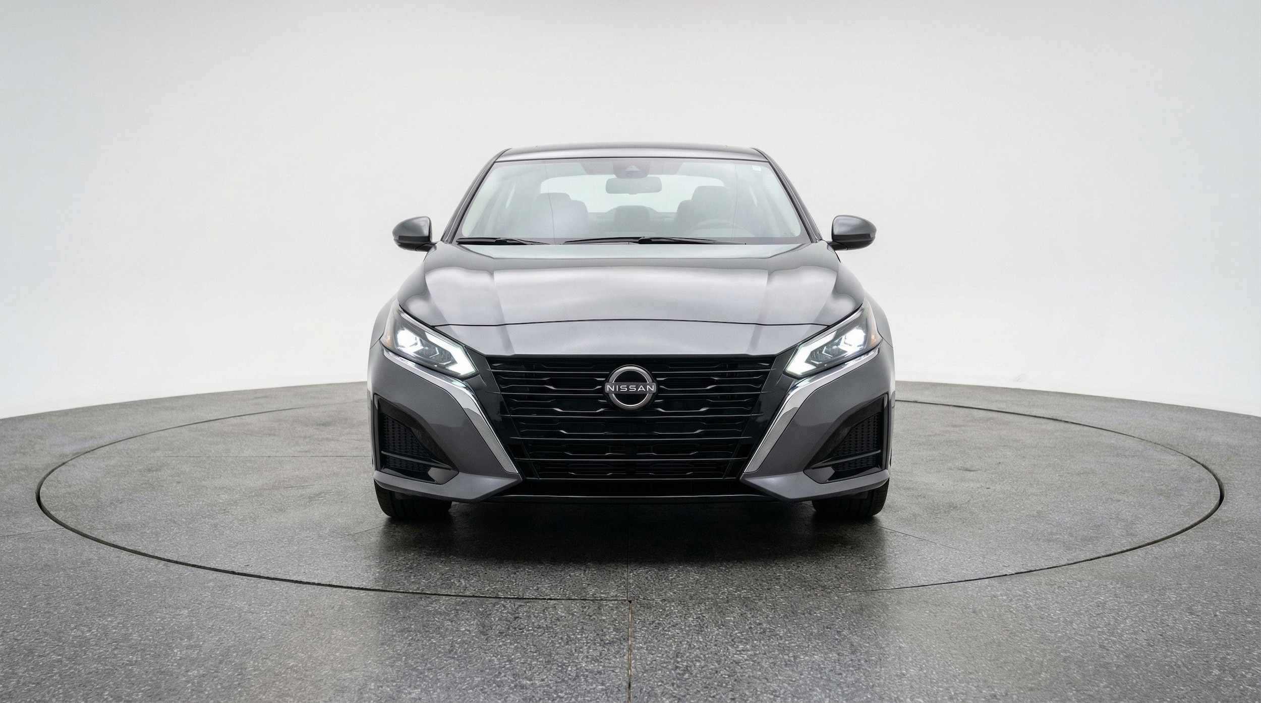 Thumbnail: 2025 Nissan Altima - 2