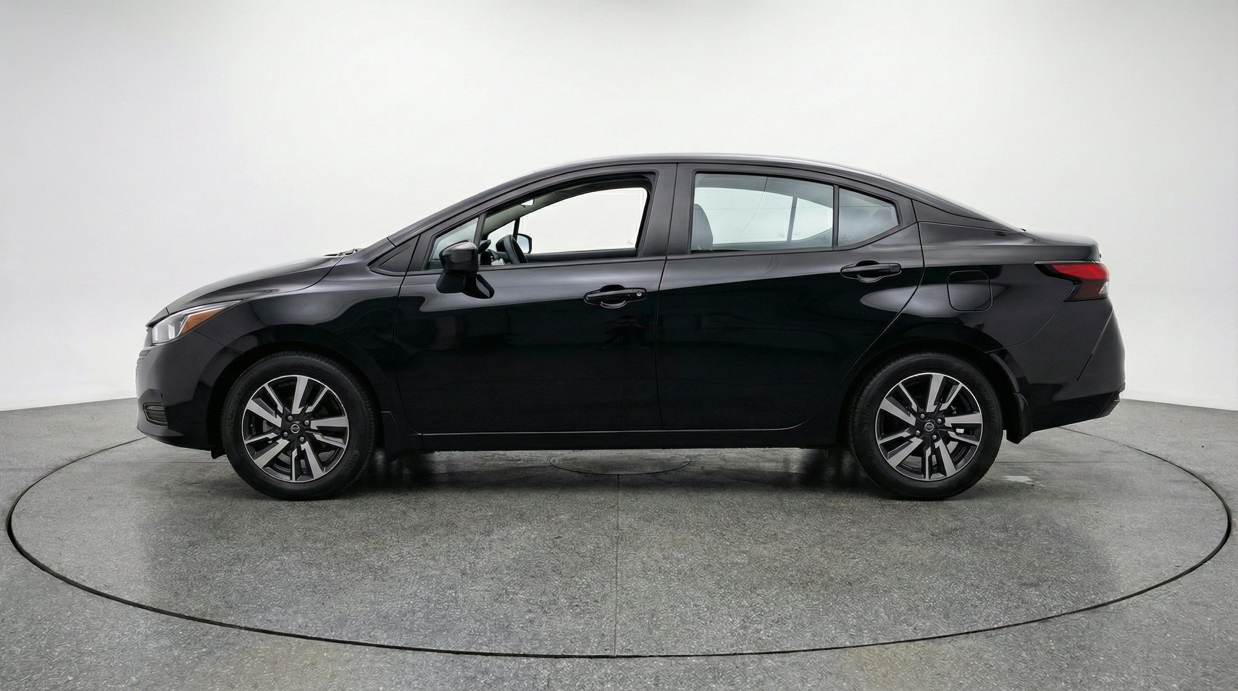 Thumbnail: 2025 Nissan Versa - 5