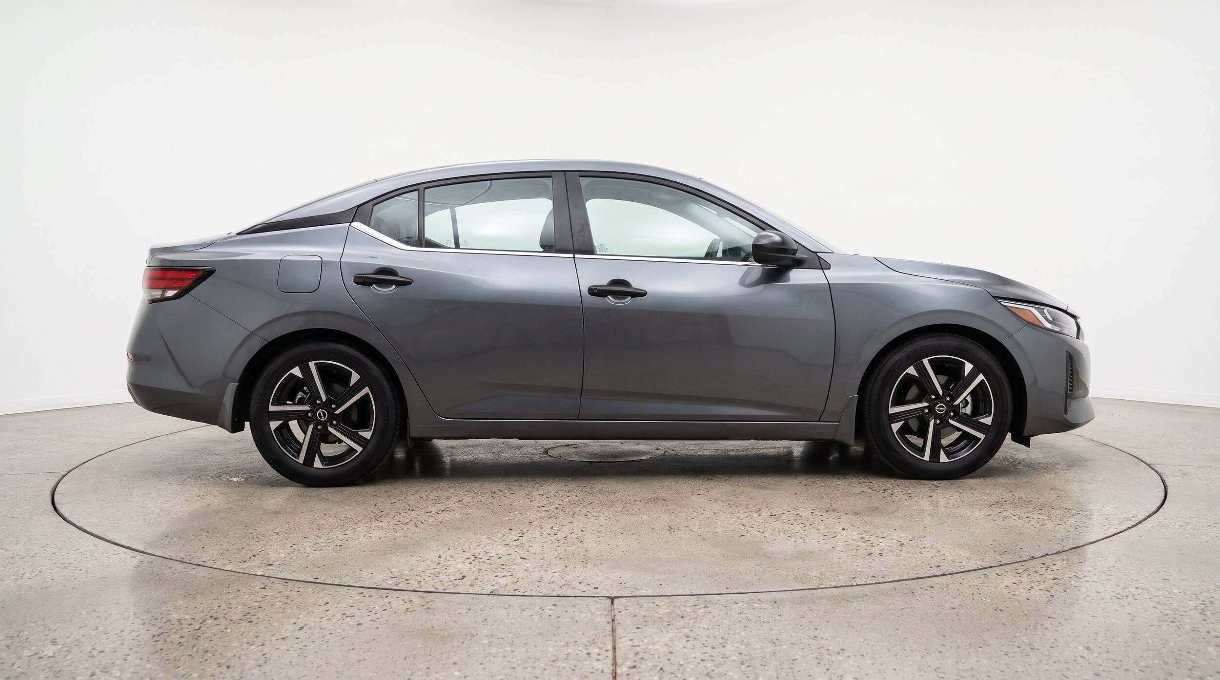 Thumbnail: 2025 Nissan Sentra - 11