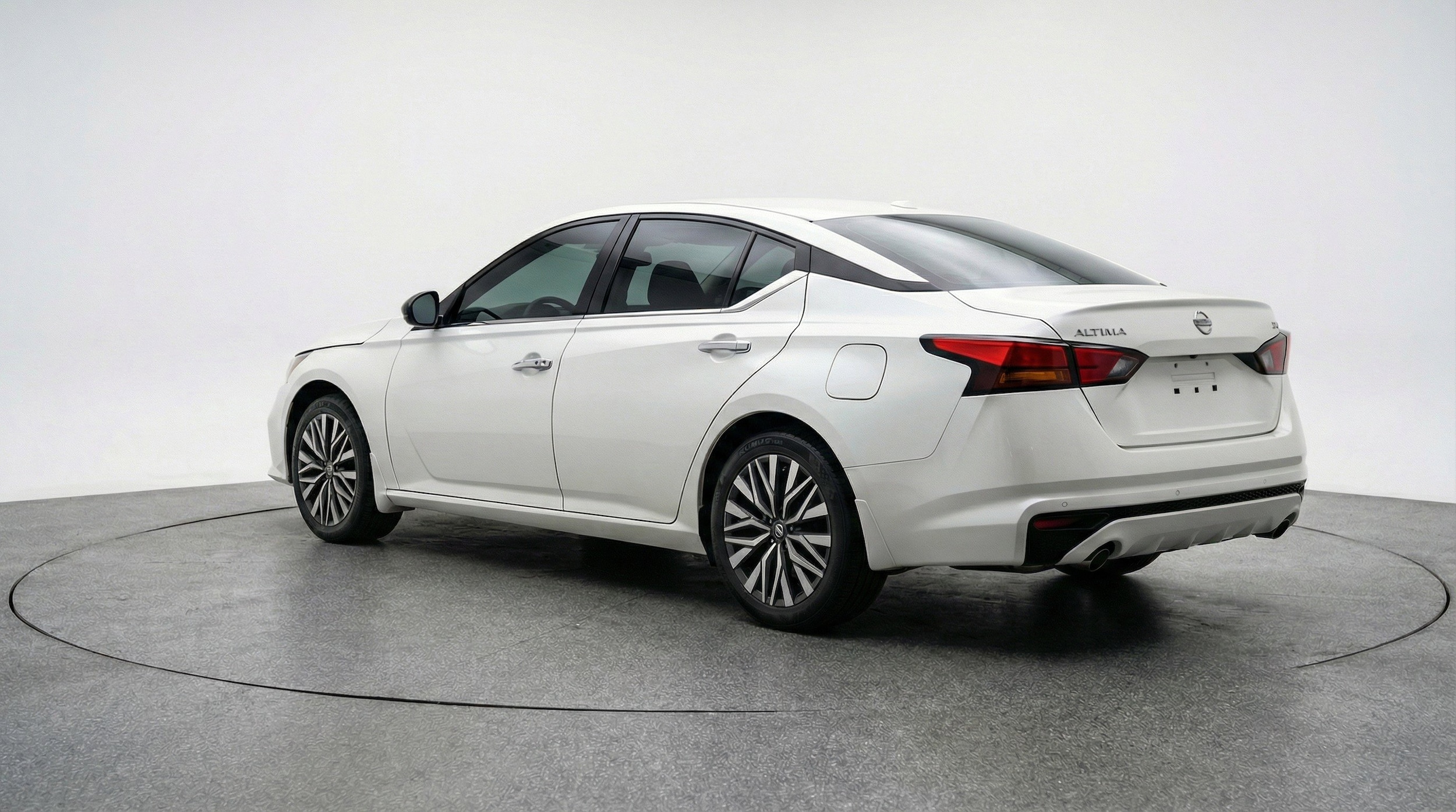 Thumbnail: 2025 Nissan Altima - 6