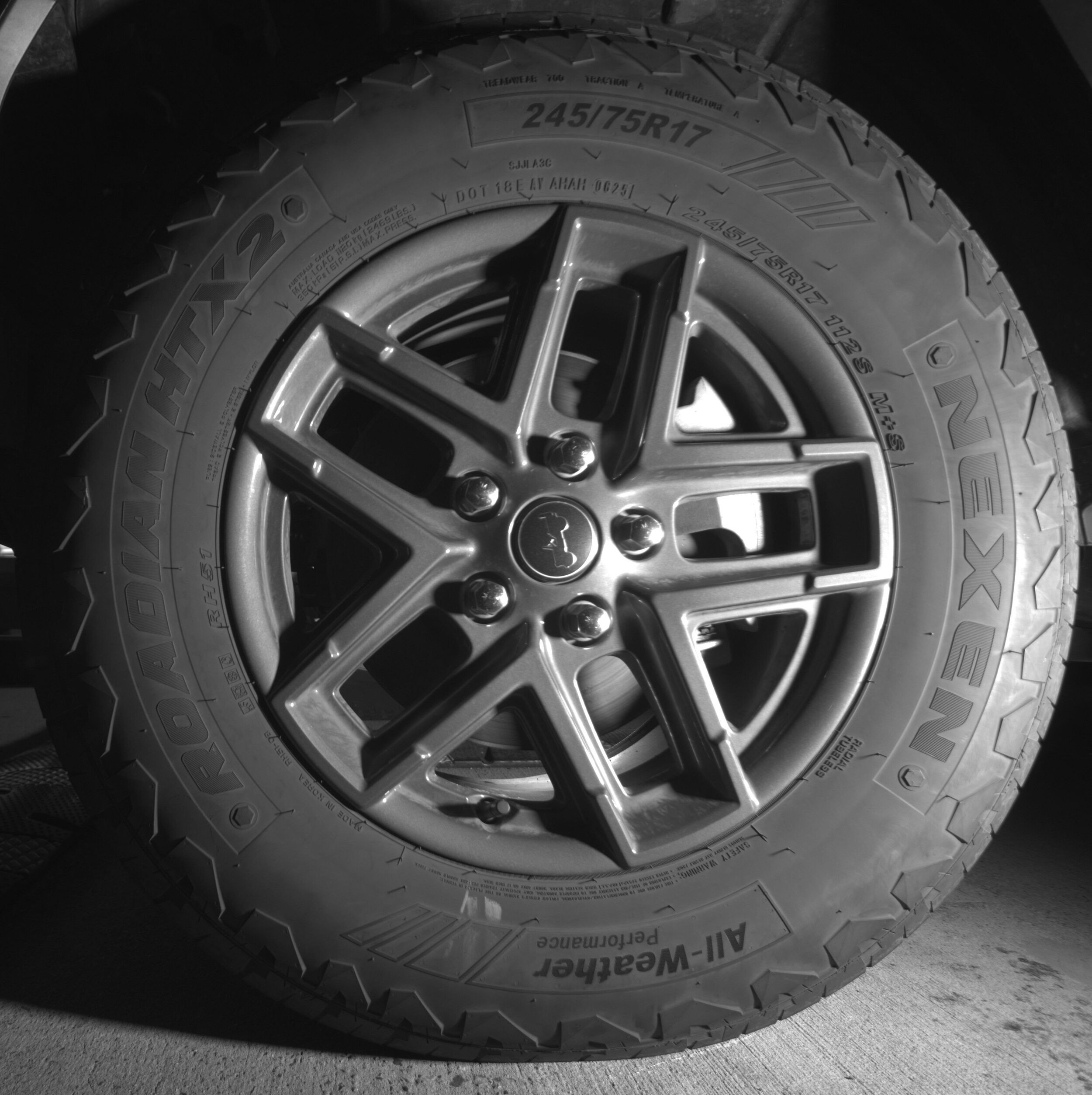 Thumbnail: 2025 Jeep Wrangler - 11