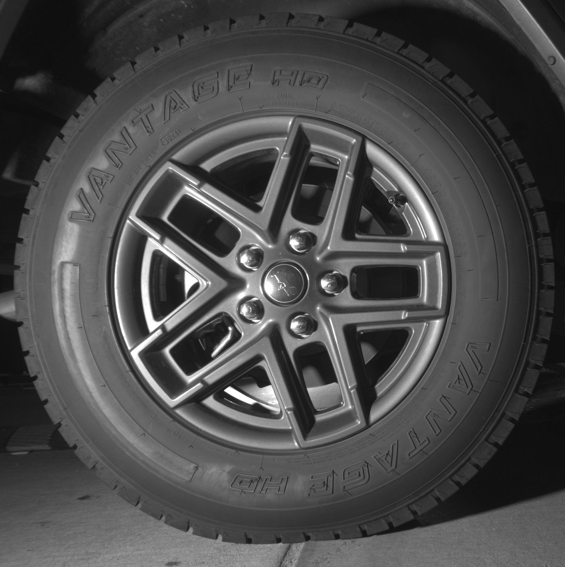 Thumbnail: 2025 Jeep Wrangler - 15