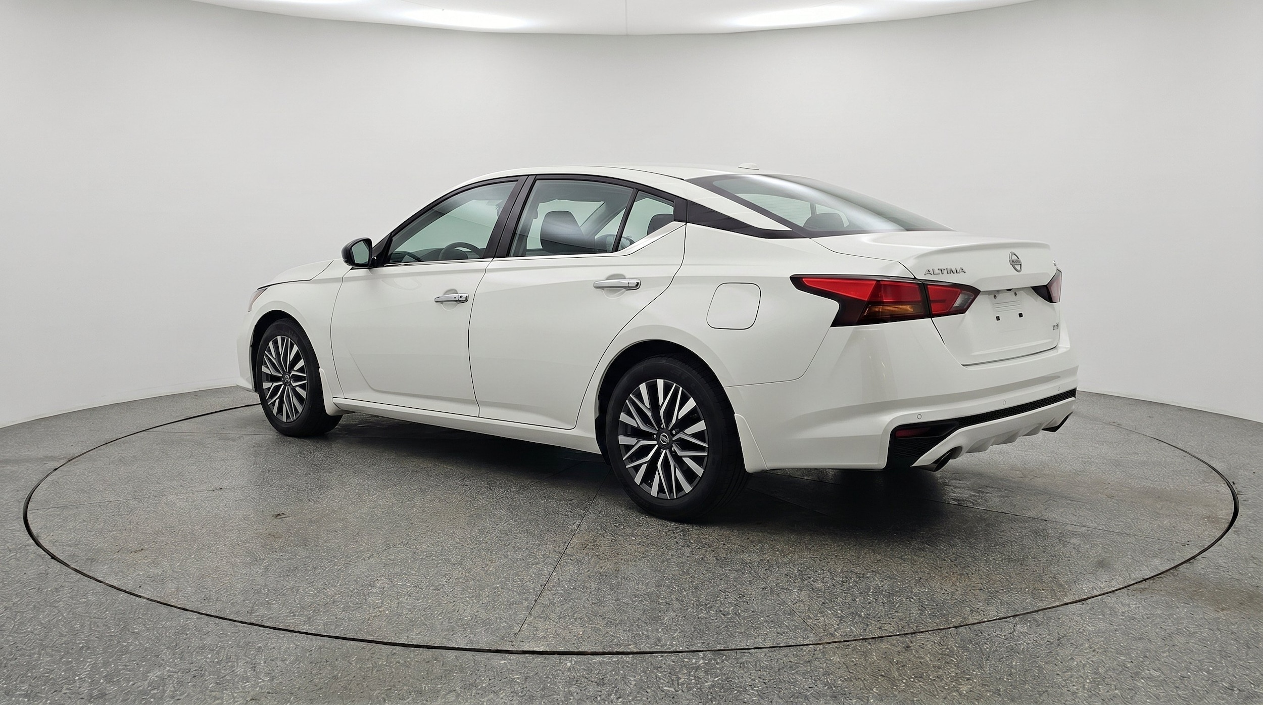 Thumbnail: 2025 Nissan Altima - 6
