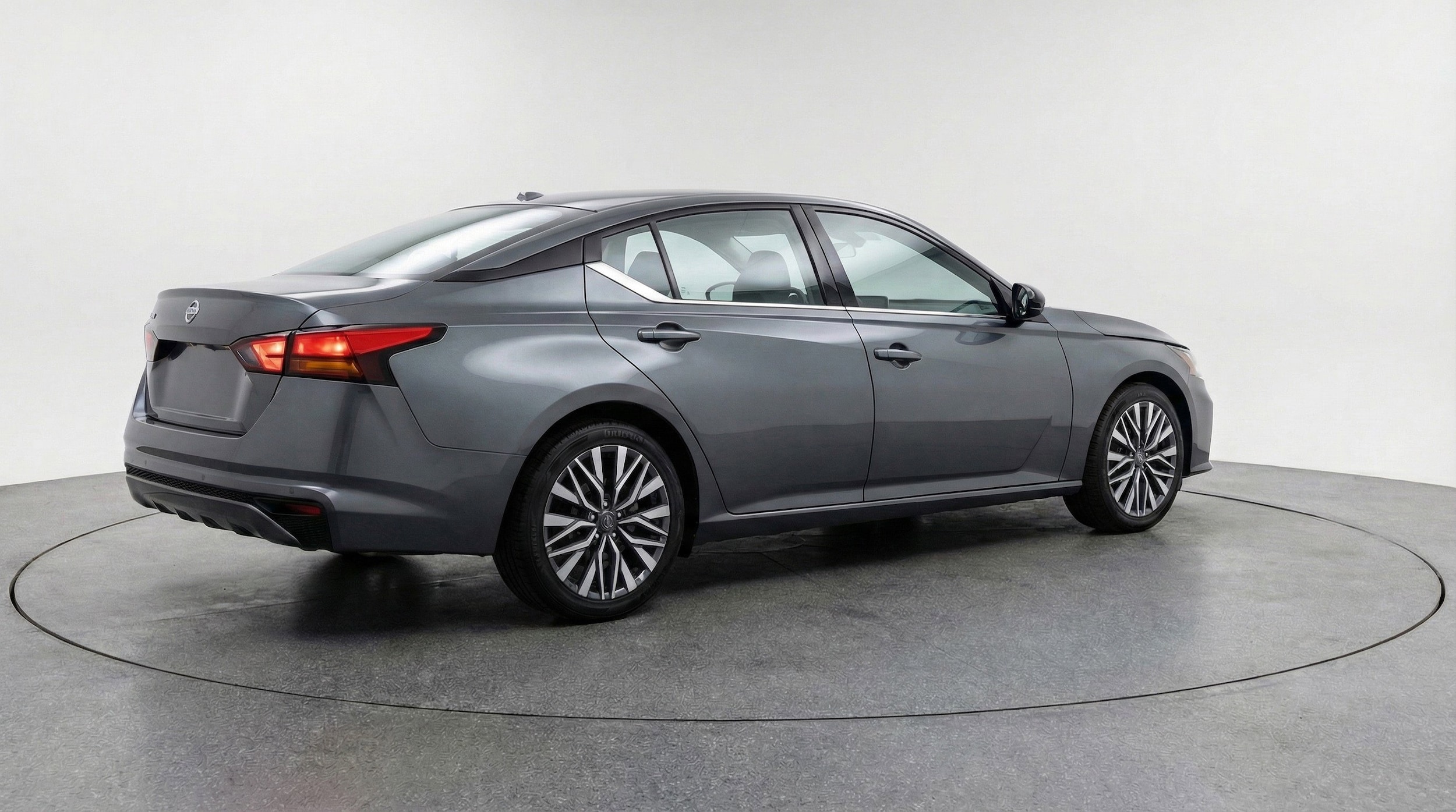 Thumbnail: 2025 Nissan Altima - 9