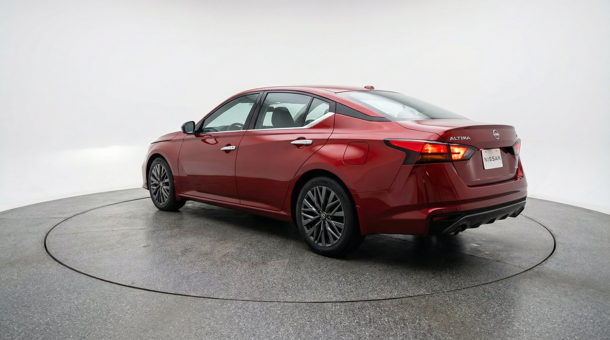 Thumbnail: 2025 Nissan Altima - 6