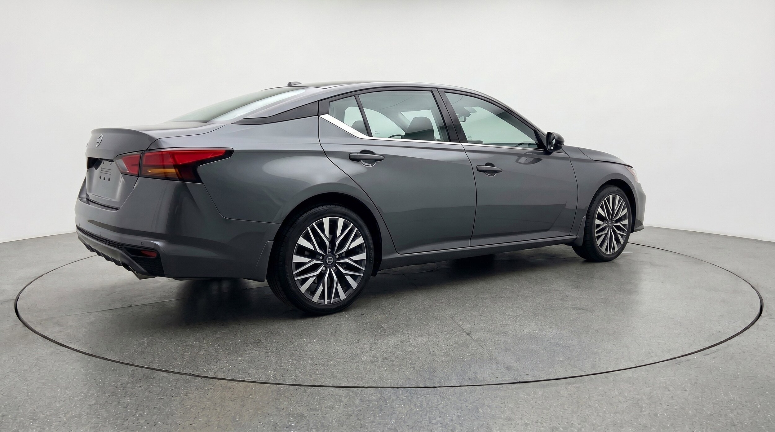 Thumbnail: 2025 Nissan Altima - 9