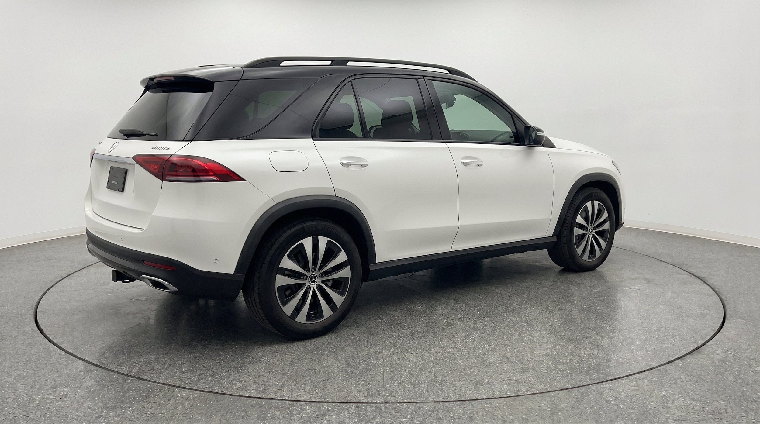 Thumbnail: 2026 Mercedes-Benz GLE - 9