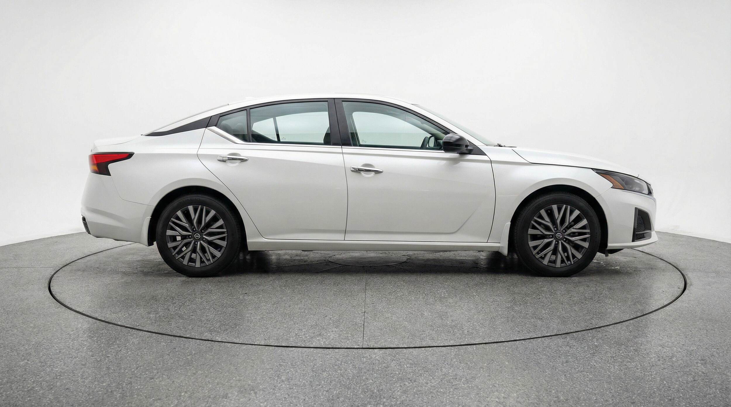 Thumbnail: 2025 Nissan Altima - 11