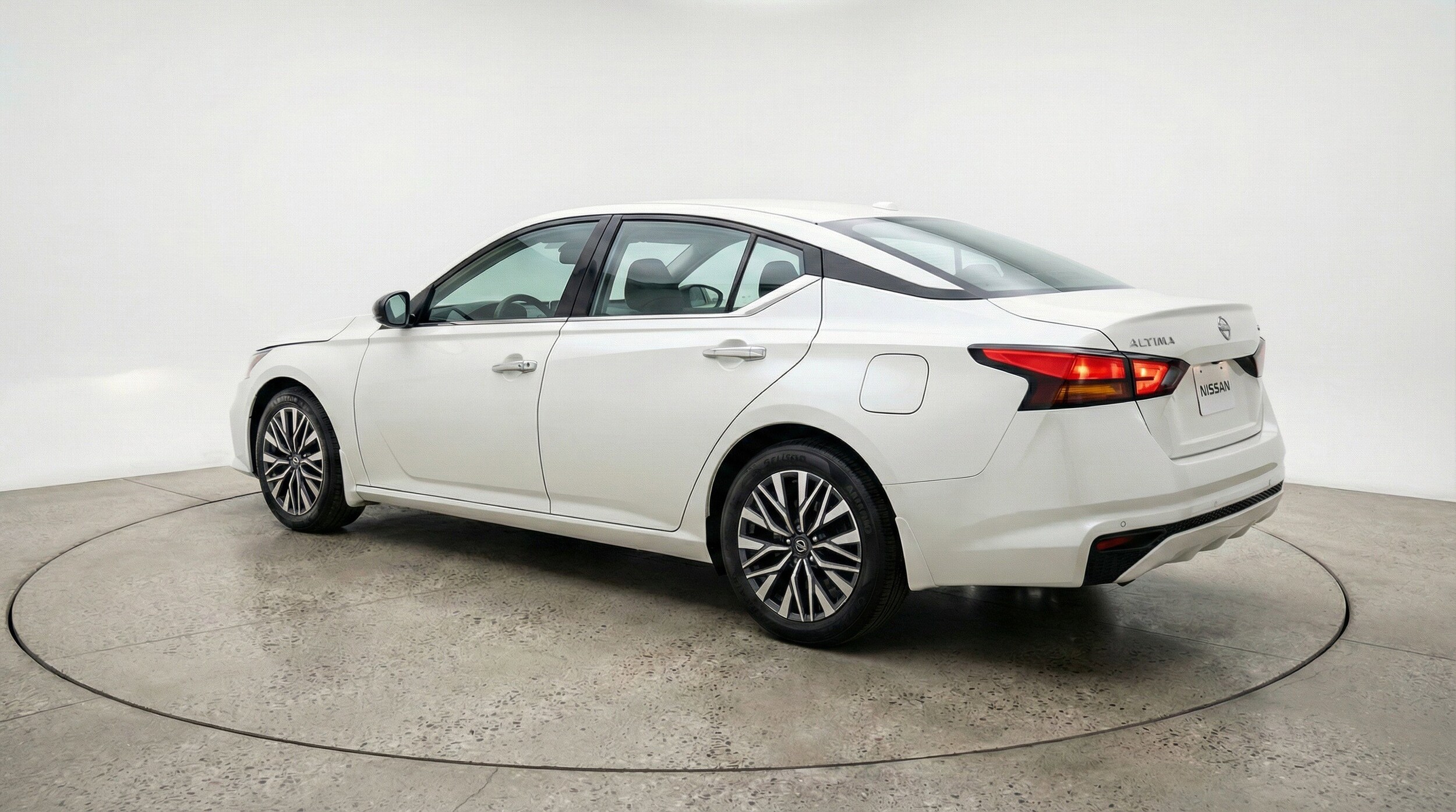 Thumbnail: 2025 Nissan Altima - 6