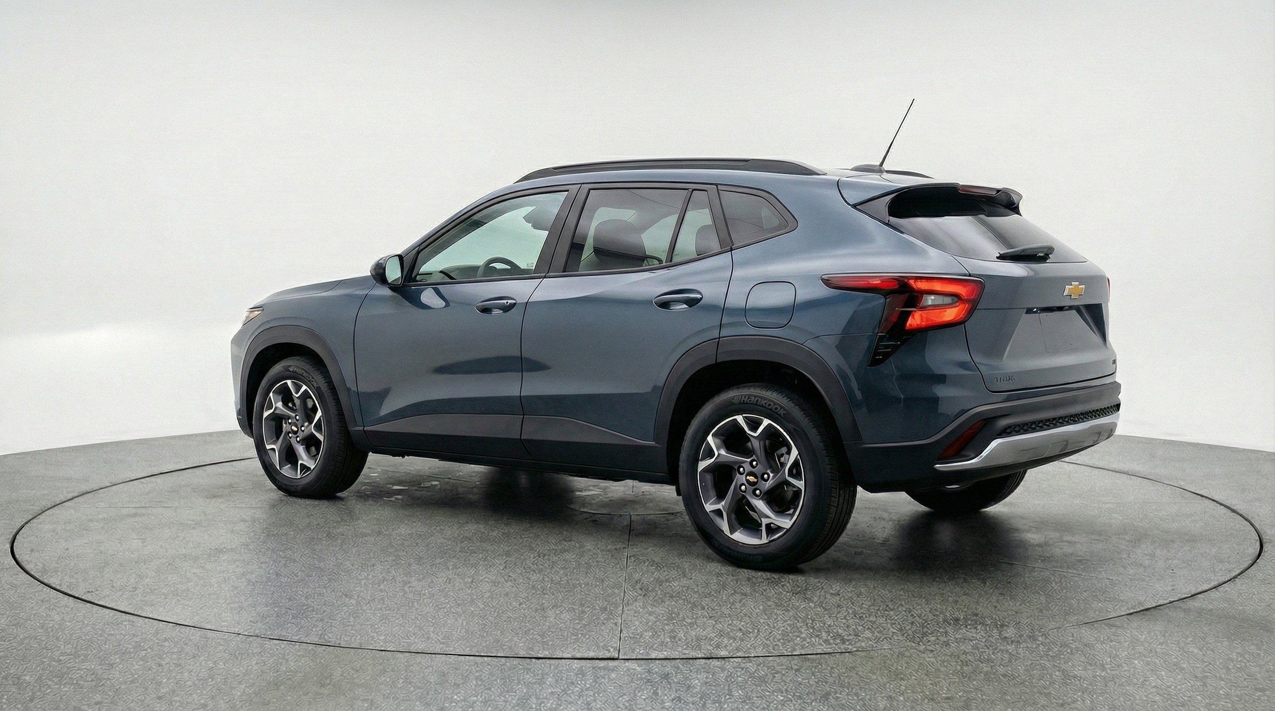 Thumbnail: 2025 Chevrolet Trax - 6