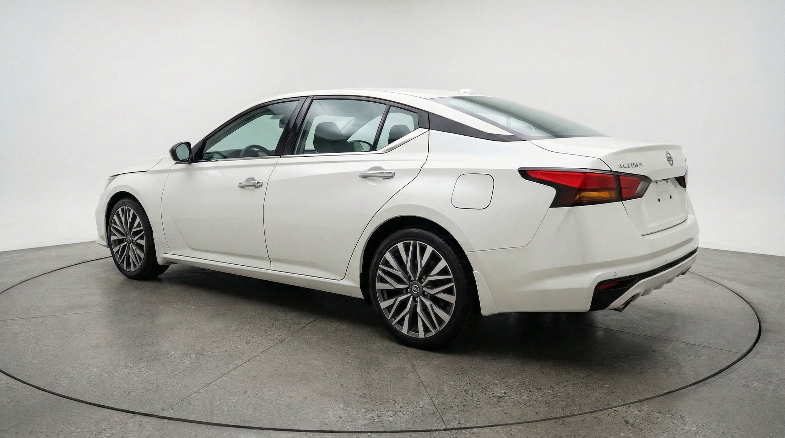 Thumbnail: 2025 Nissan Altima - 6