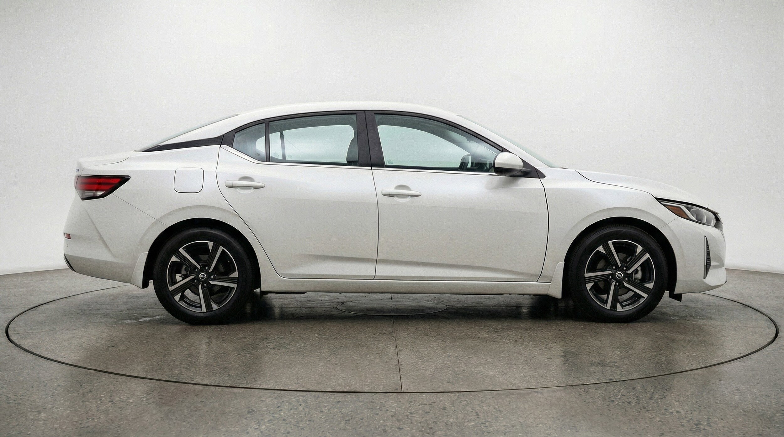 Thumbnail: 2025 Nissan Sentra - 11