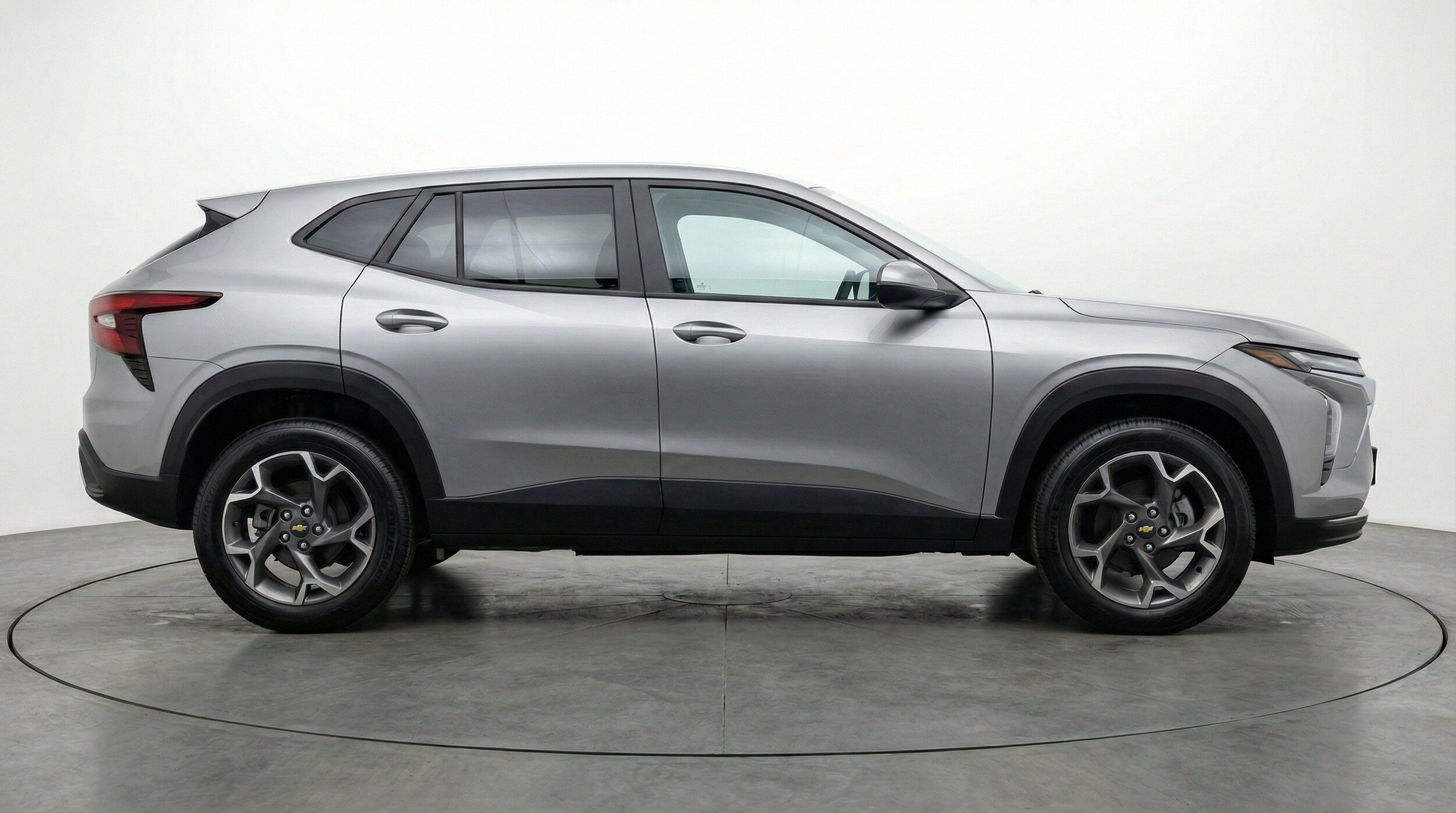 Thumbnail: 2025 Chevrolet Trax - 10