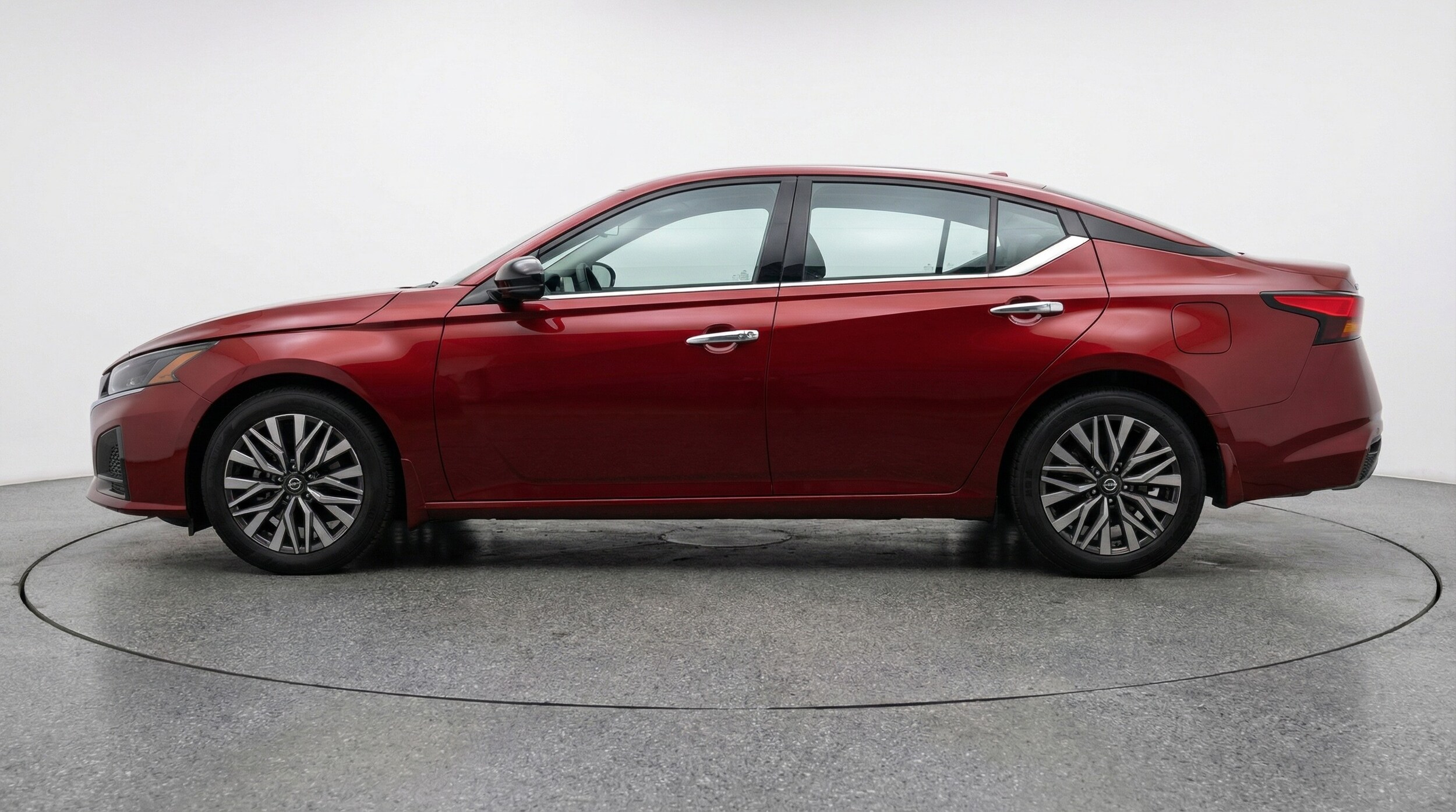 Thumbnail: 2025 Nissan Altima - 4