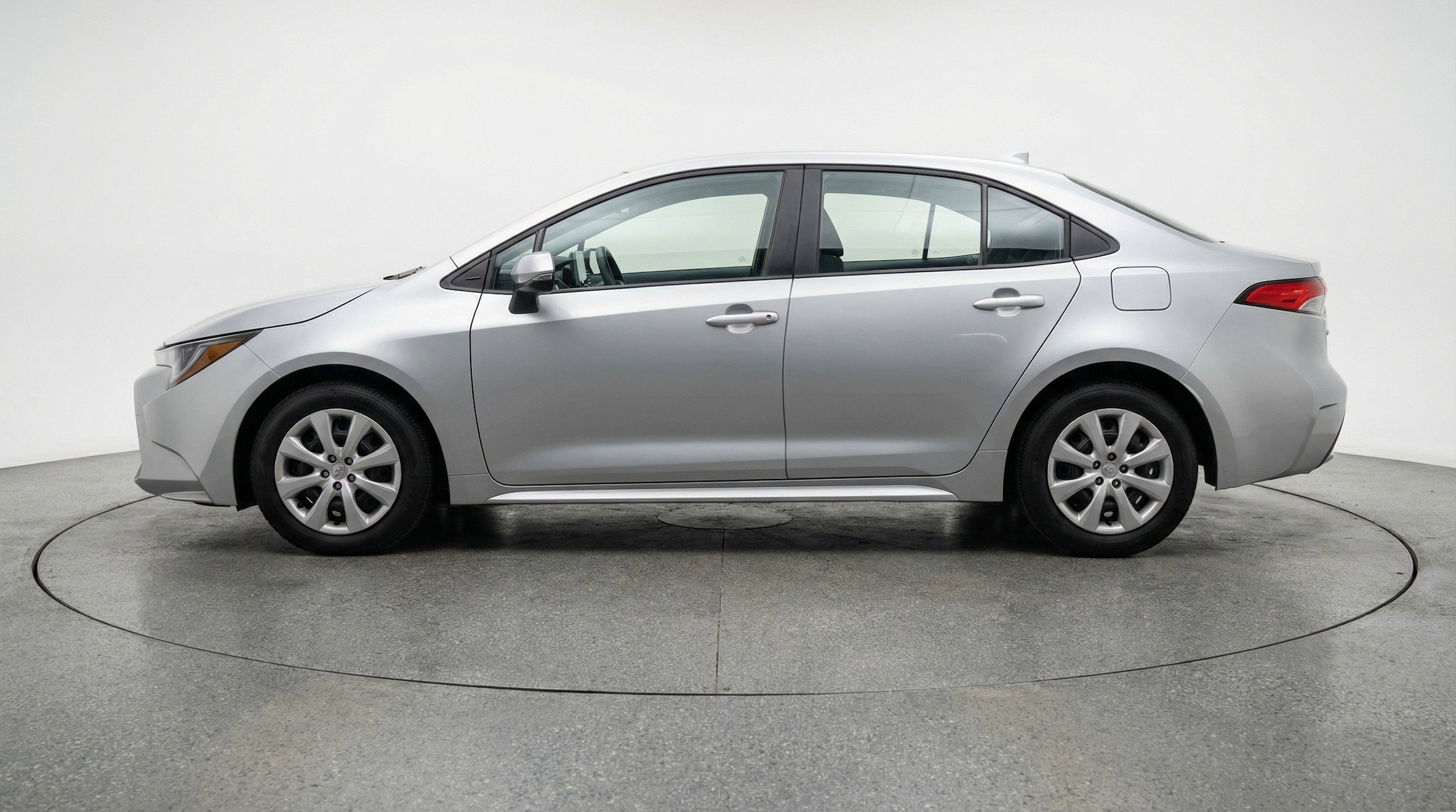 Thumbnail: 2025 Toyota Corolla - 5