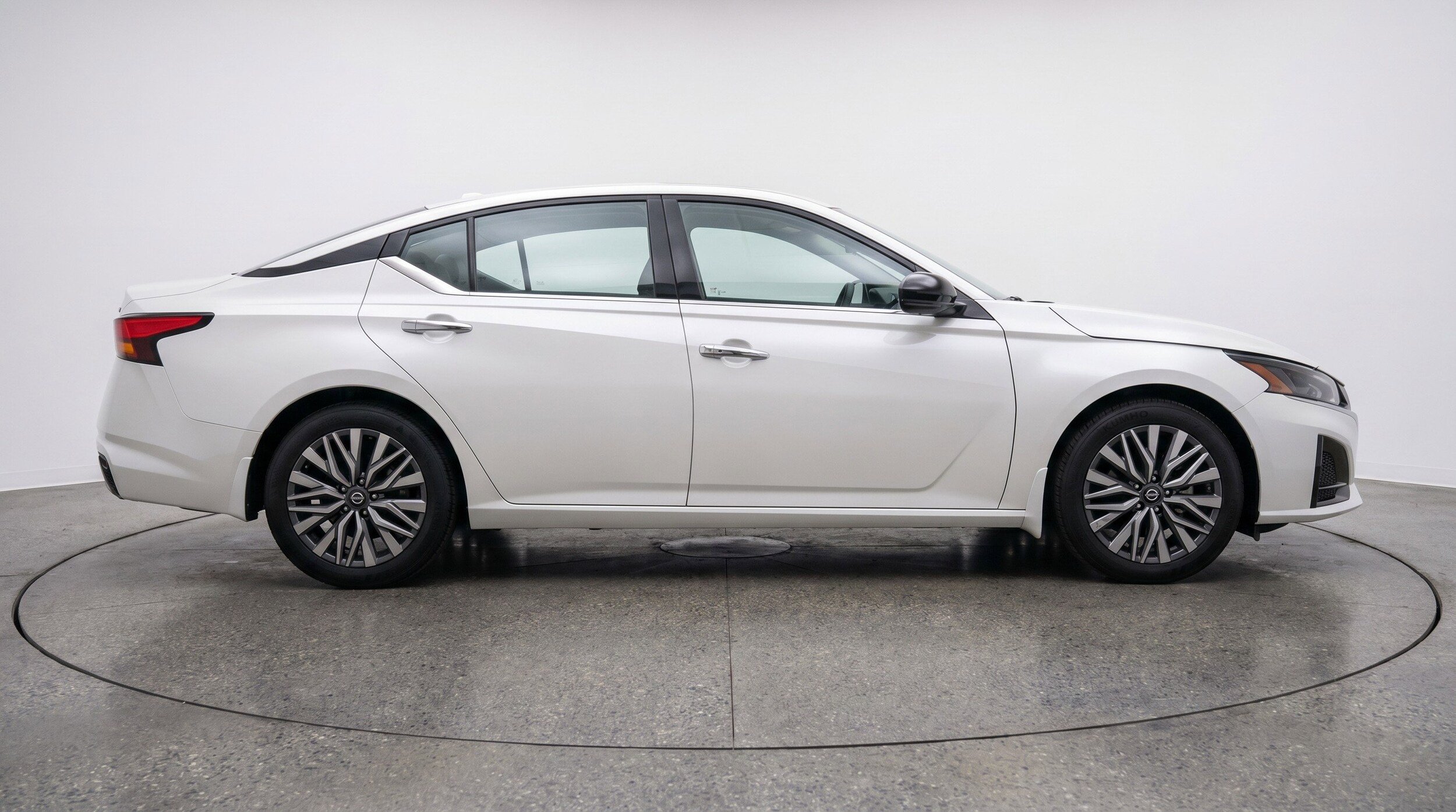Thumbnail: 2025 Nissan Altima - 11