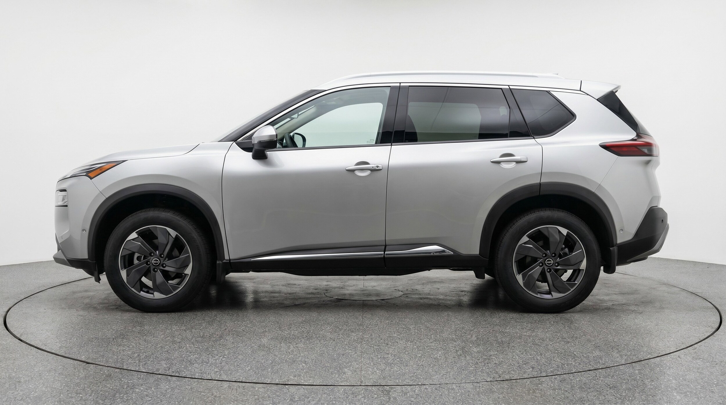 Thumbnail: 2025 Nissan Rogue - 5