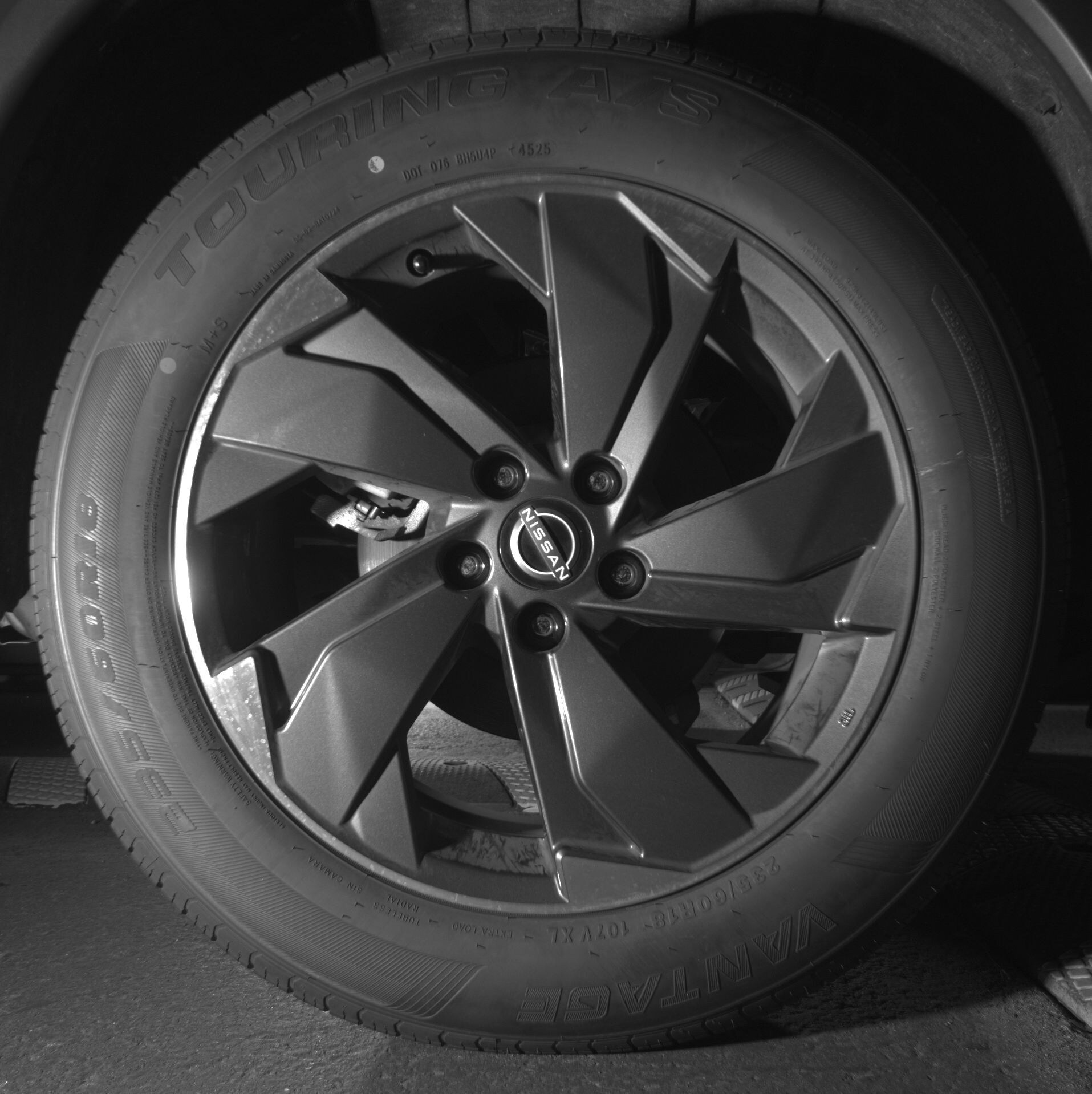 Thumbnail: 2025 Nissan Rogue - 12