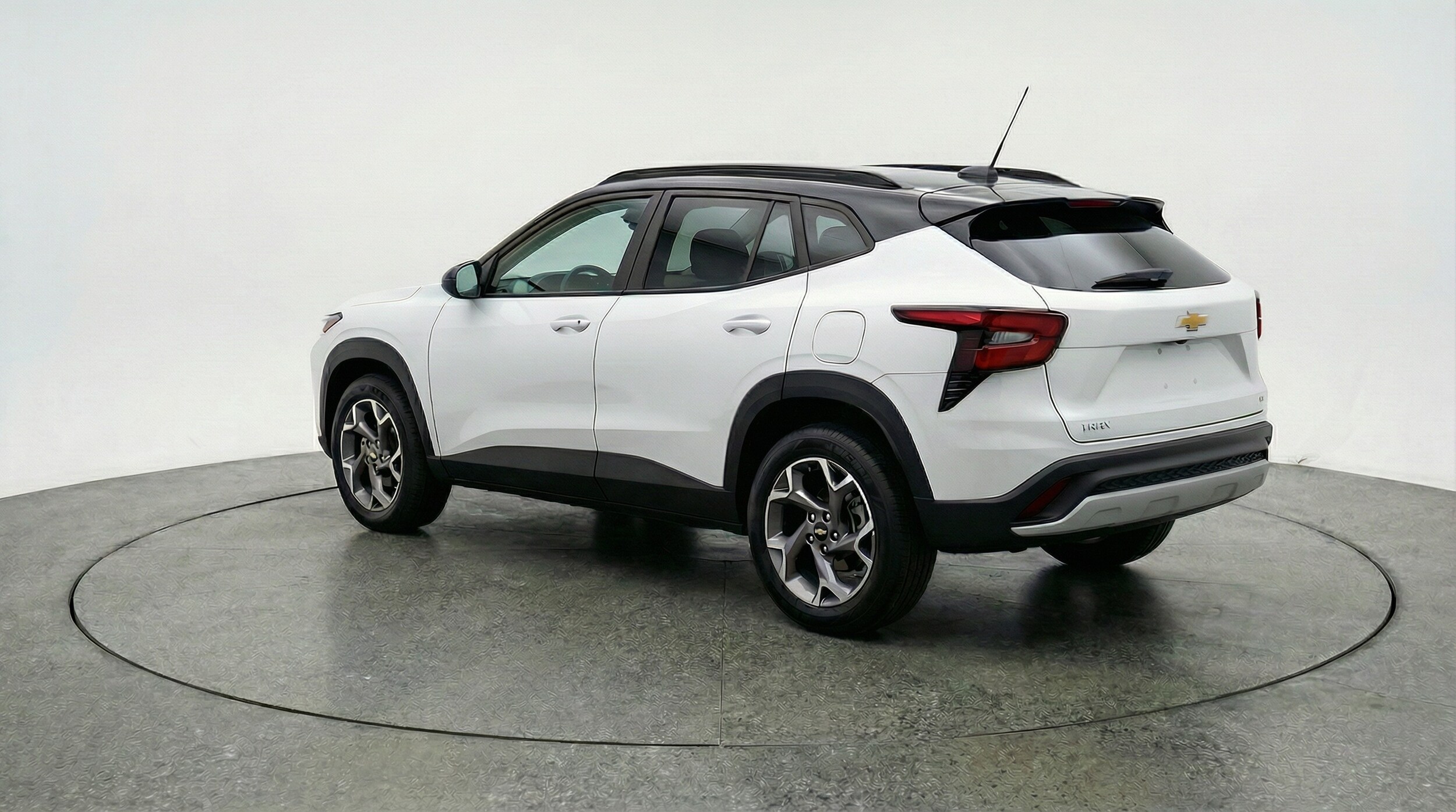 Thumbnail: 2025 Chevrolet Trax - 5