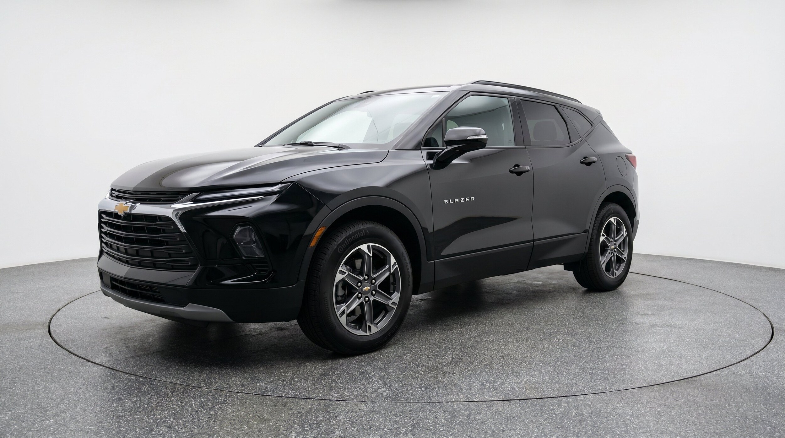 Thumbnail: 2026 Chevrolet Blazer - 3