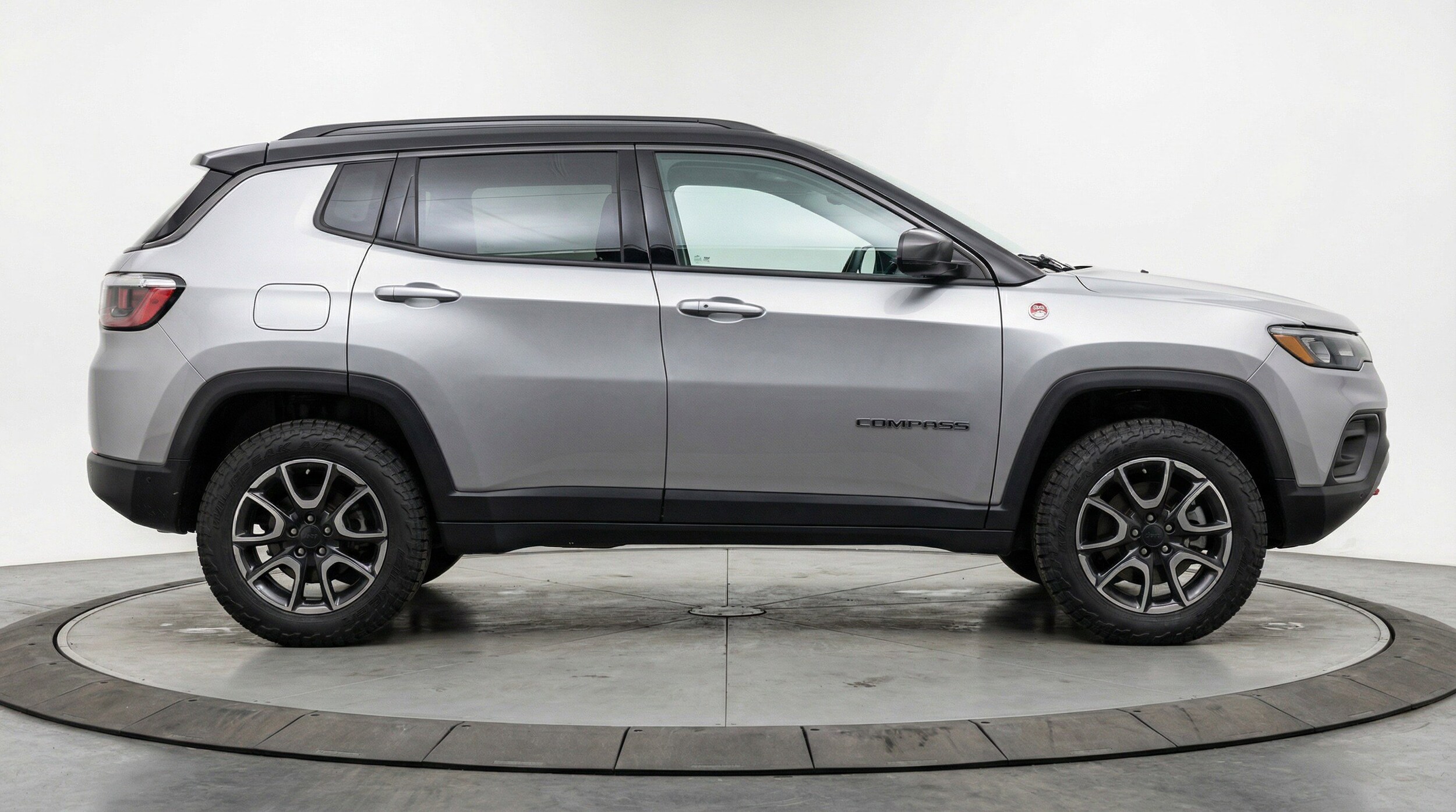 Thumbnail: 2025 Jeep Compass - 11