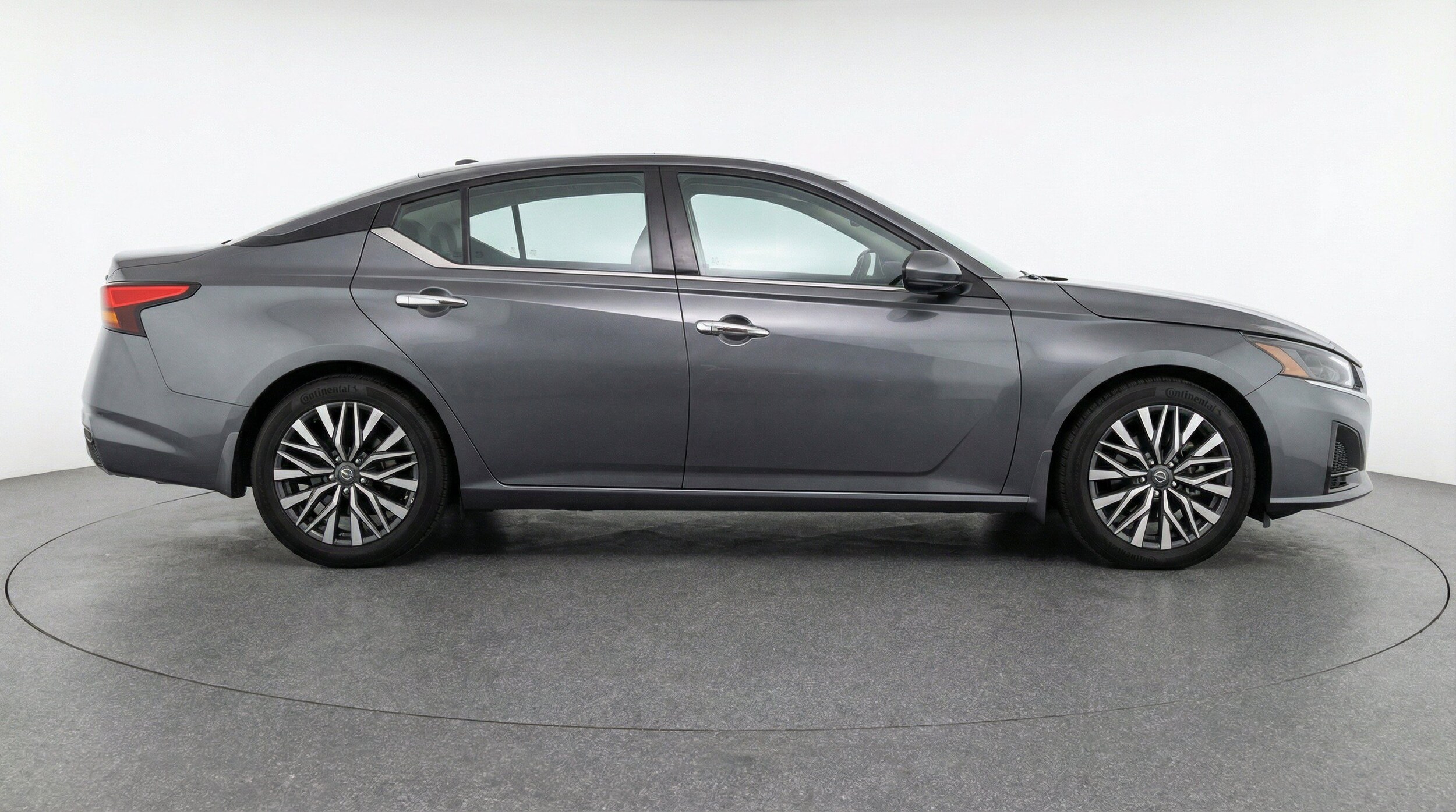 Thumbnail: 2025 Nissan Altima - 11