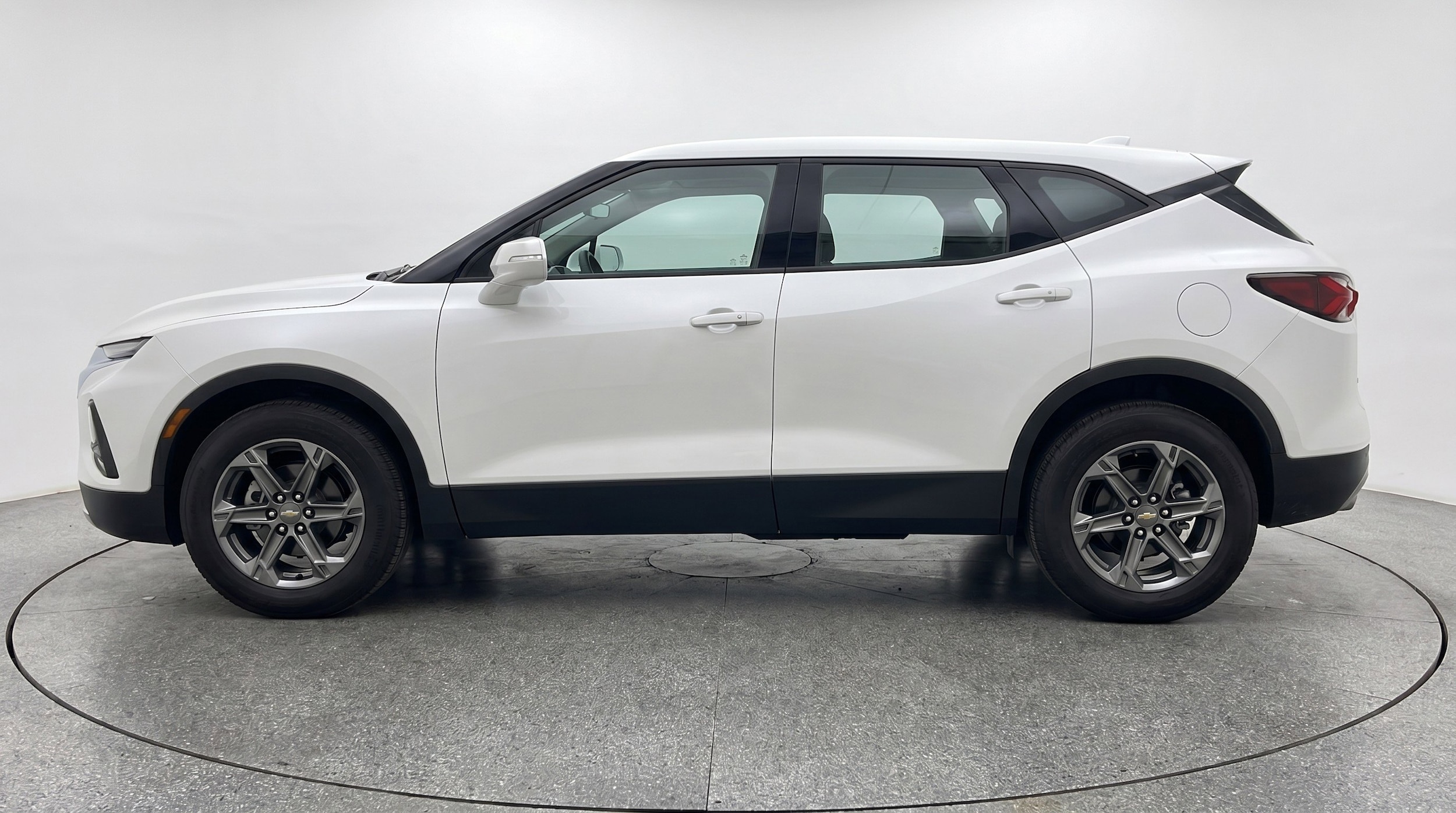Thumbnail: 2025 Chevrolet Blazer - 5