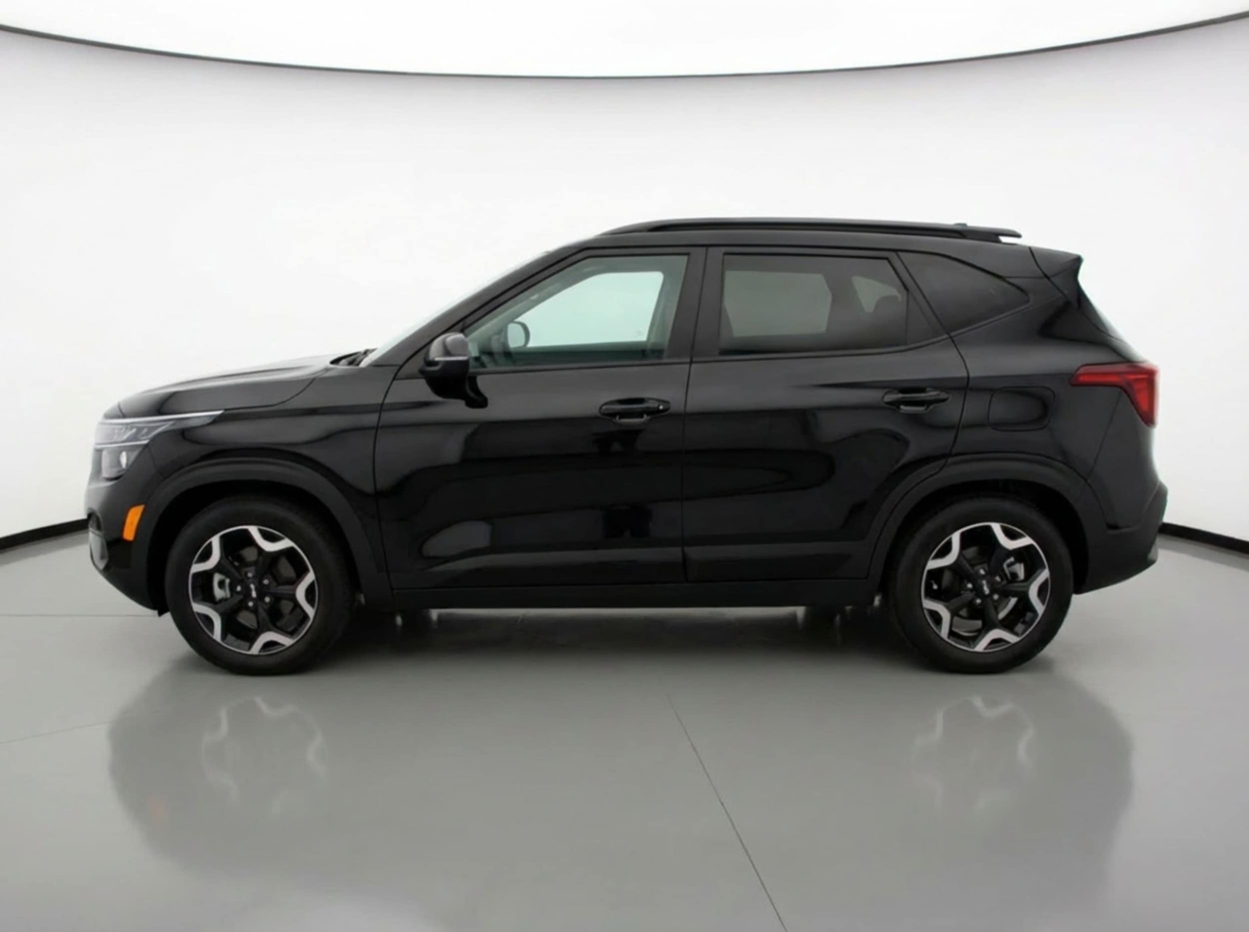 Thumbnail: 2025 Kia Seltos - 4