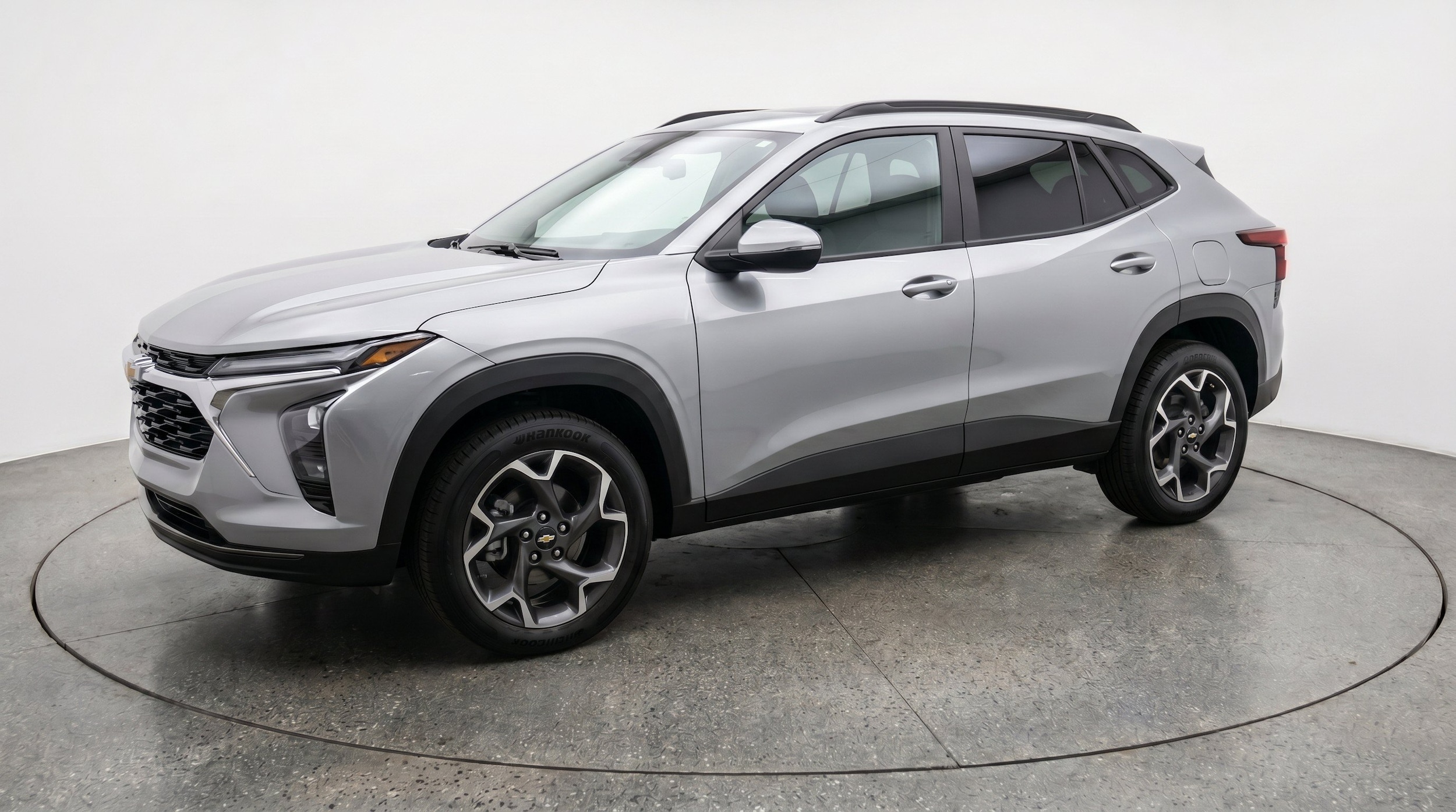 Thumbnail: 2025 Chevrolet Trax - 3
