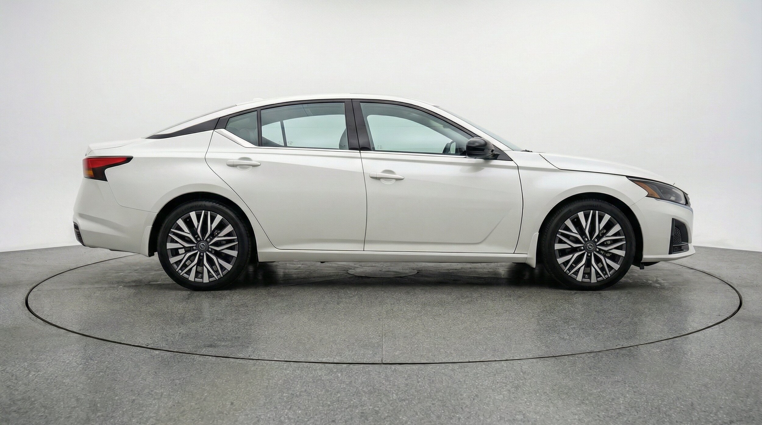 Thumbnail: 2025 Nissan Altima - 11