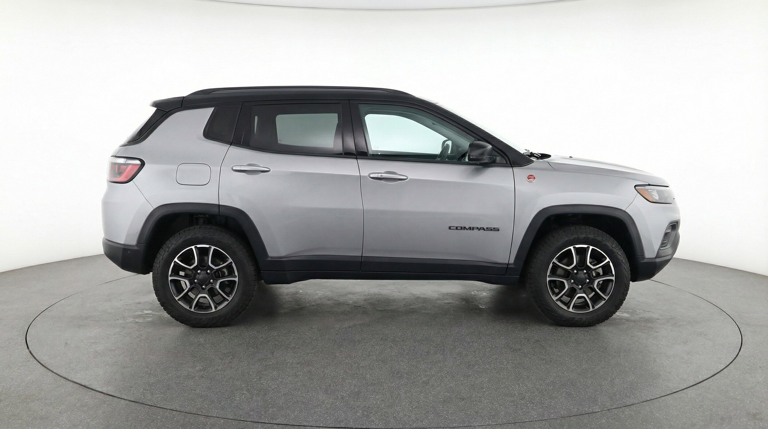 Thumbnail: 2025 Jeep Compass - 11