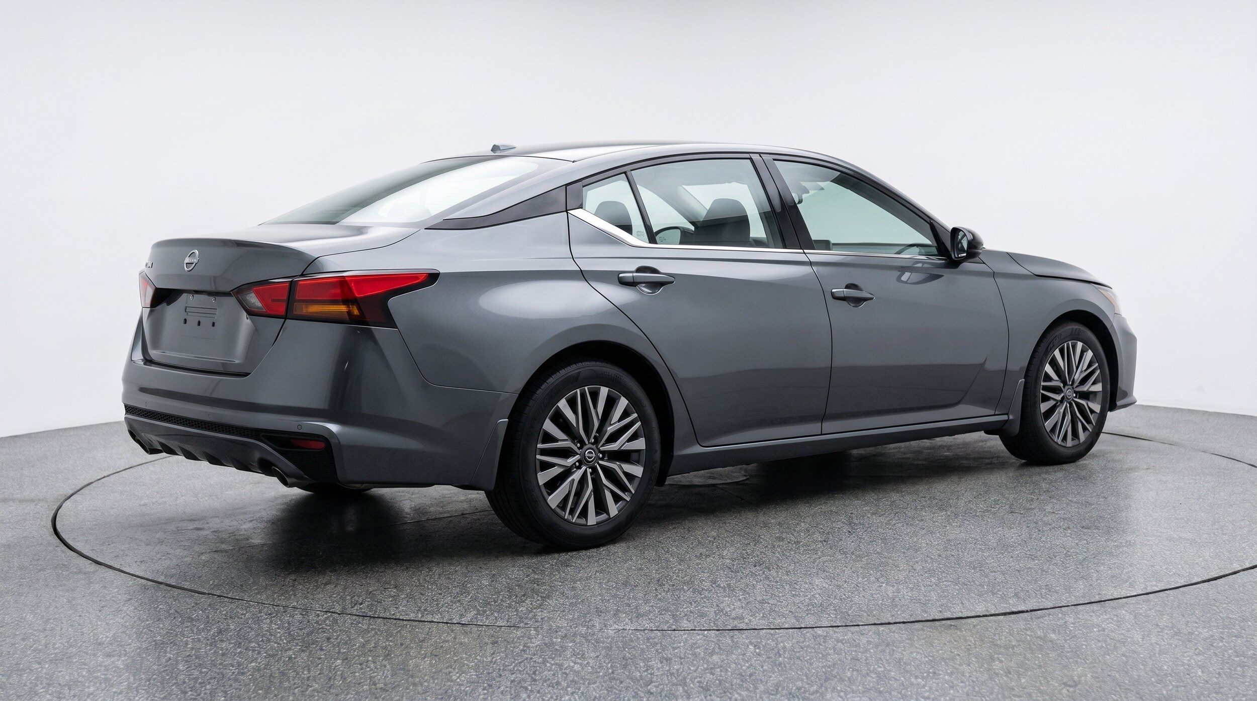 Thumbnail: 2025 Nissan Altima - 9