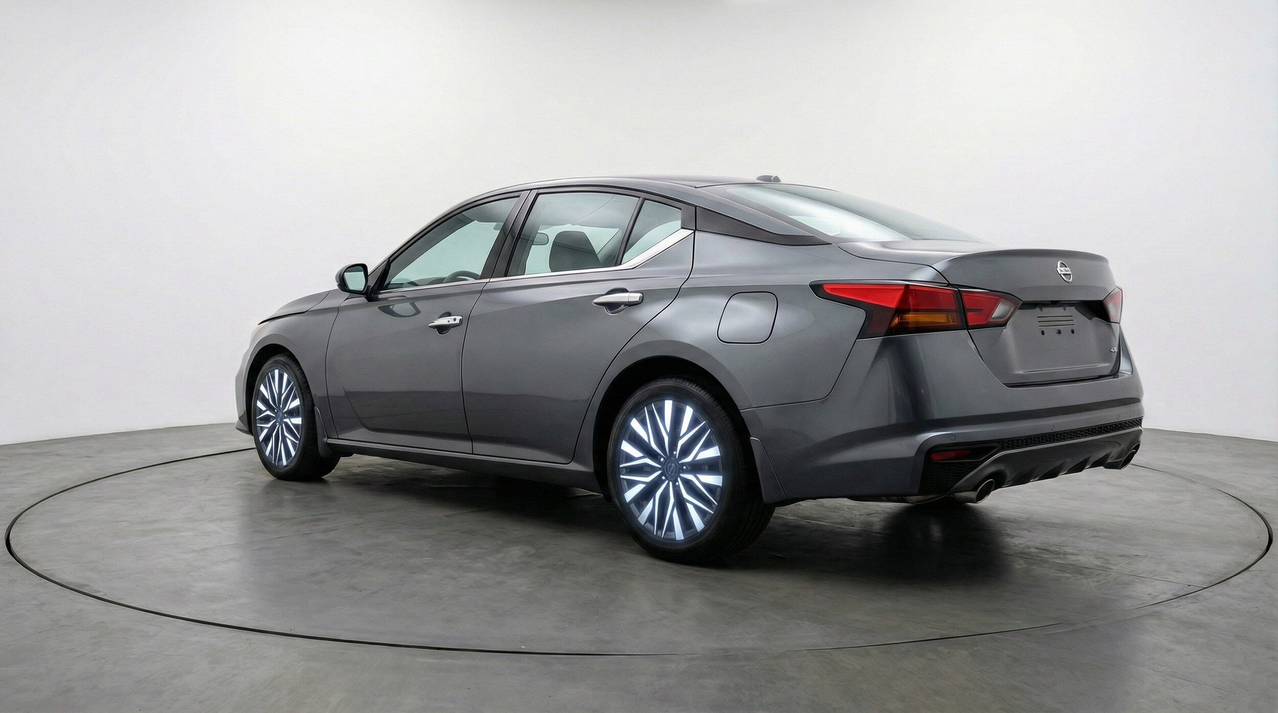 Thumbnail: 2025 Nissan Altima - 6