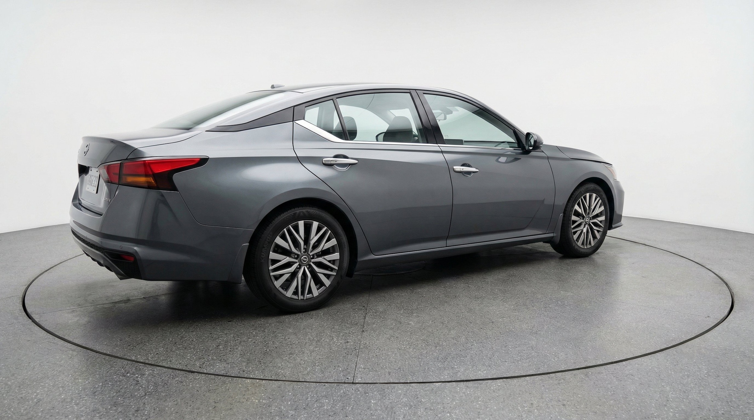 Thumbnail: 2025 Nissan Altima - 9