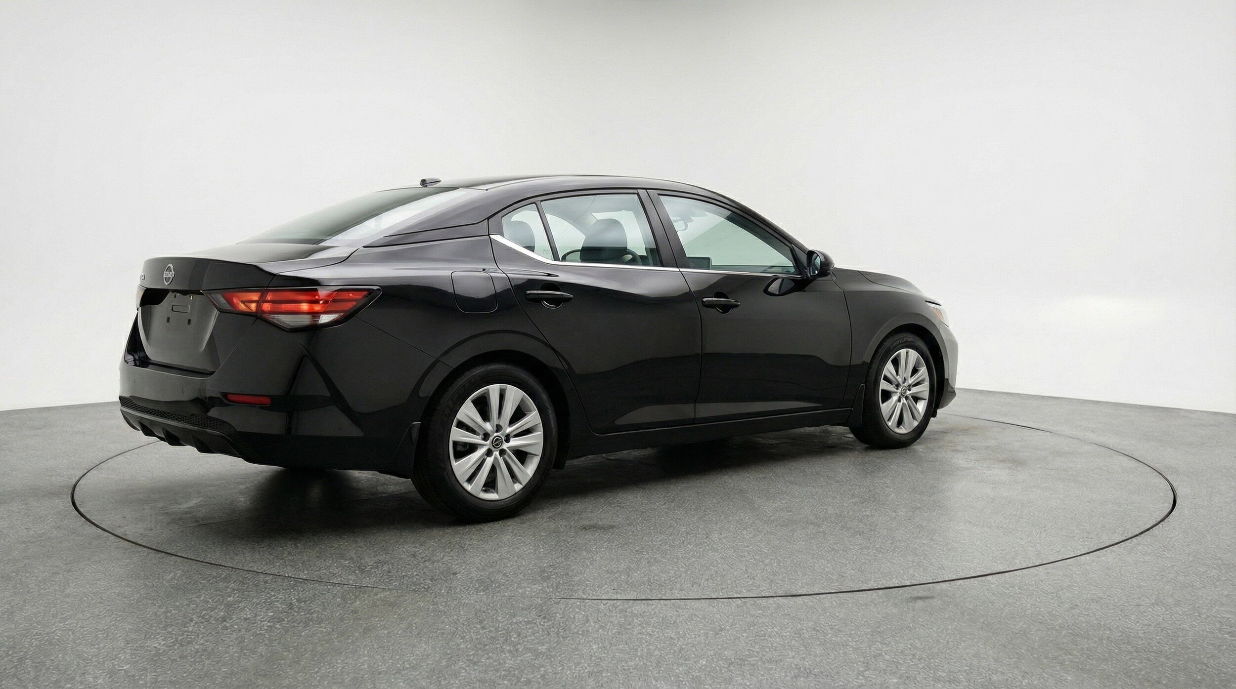 Thumbnail: 2025 Nissan Sentra - 9