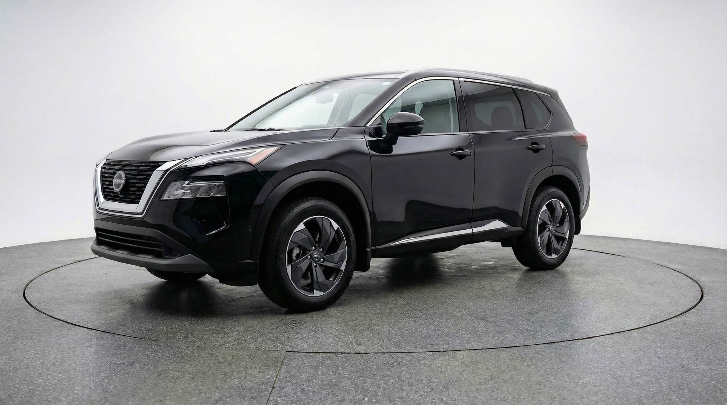 Thumbnail: 2025 Nissan Rogue - 3