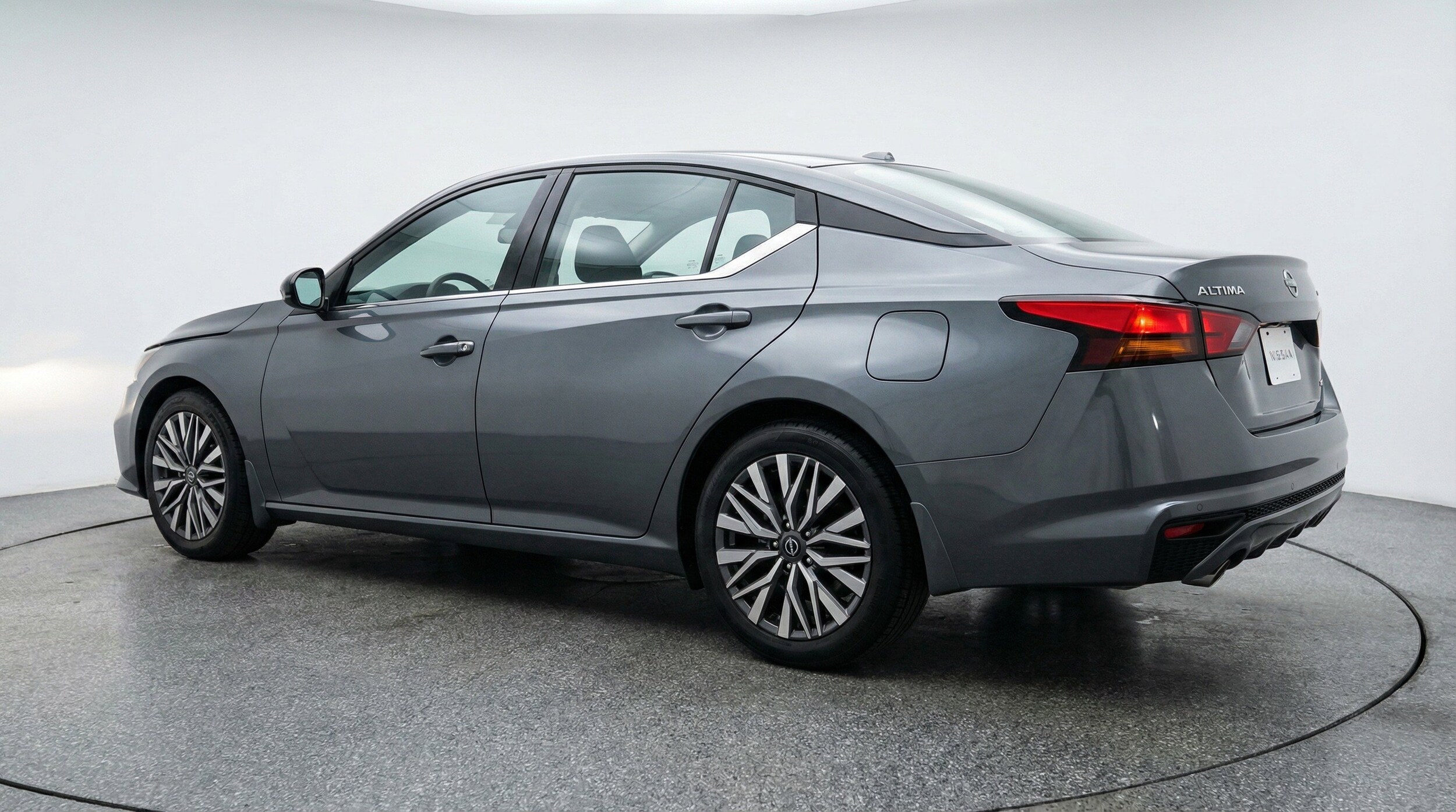 Thumbnail: 2025 Nissan Altima - 6