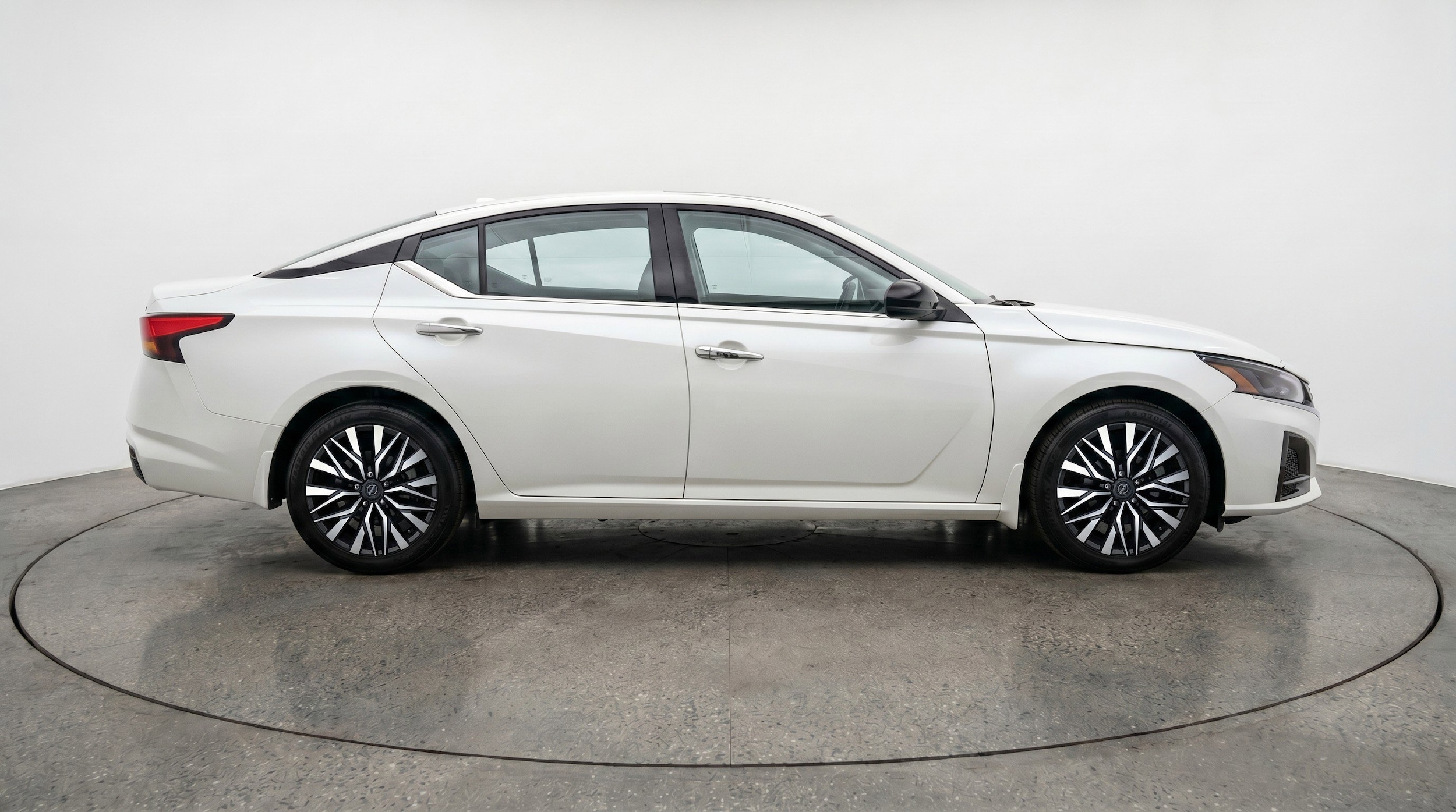 Thumbnail: 2025 Nissan Altima - 11