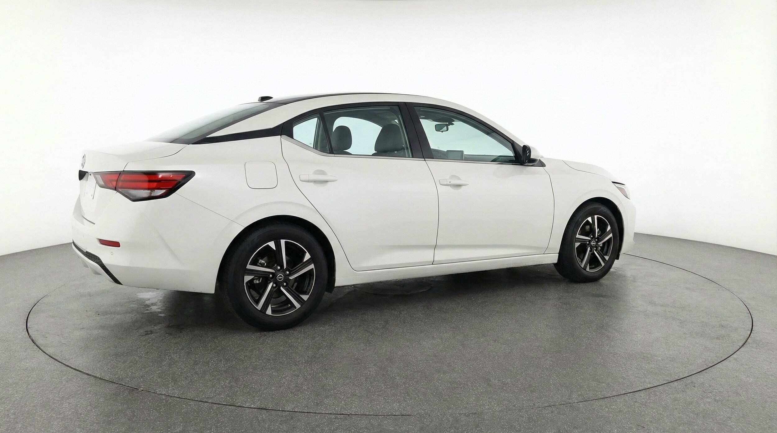 Thumbnail: 2025 Nissan Sentra - 9