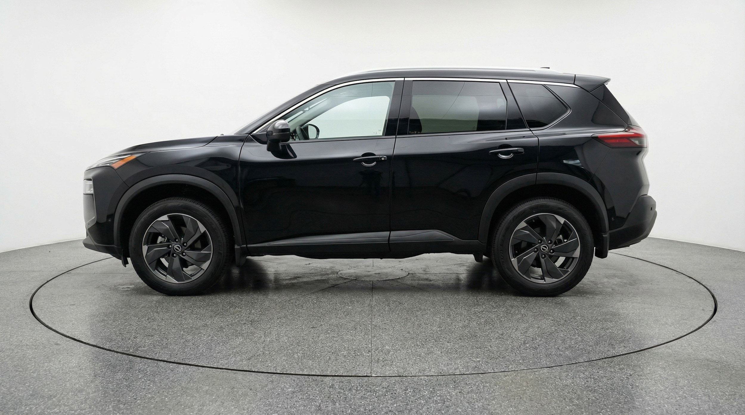 Thumbnail: 2025 Nissan Rogue - 5